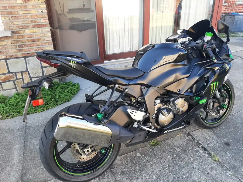 Kawasaki Ninja ZX-6R - foto 7