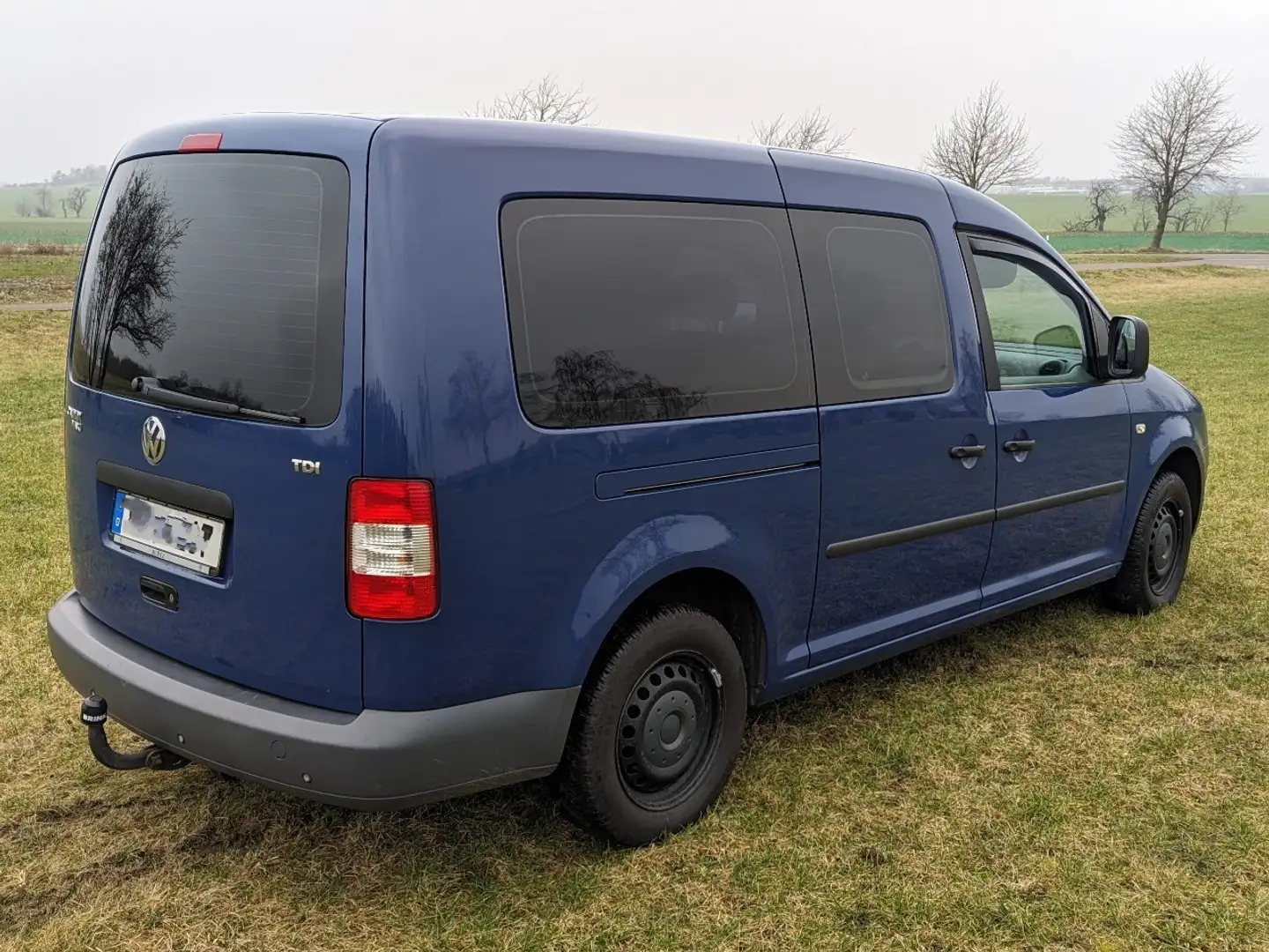 Volkswagen Caddy Maxi Kombi 1.9 TDI mit Camper-Option Bleu - 2
