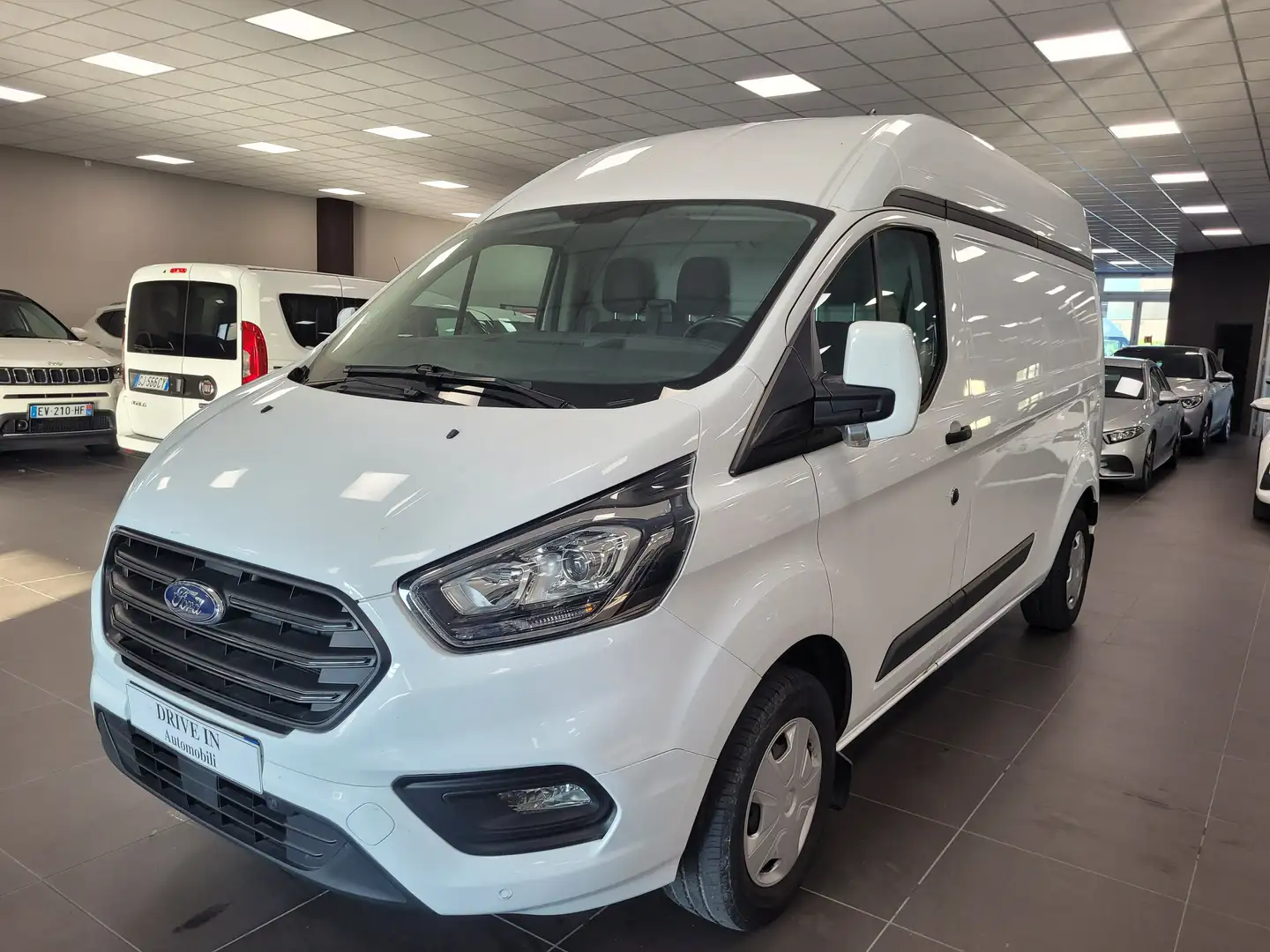 Ford Transit Custom 2.0 TDCI 130CV L2 H2 PASSO LUNGO TETTO ALTO Weiß - 1