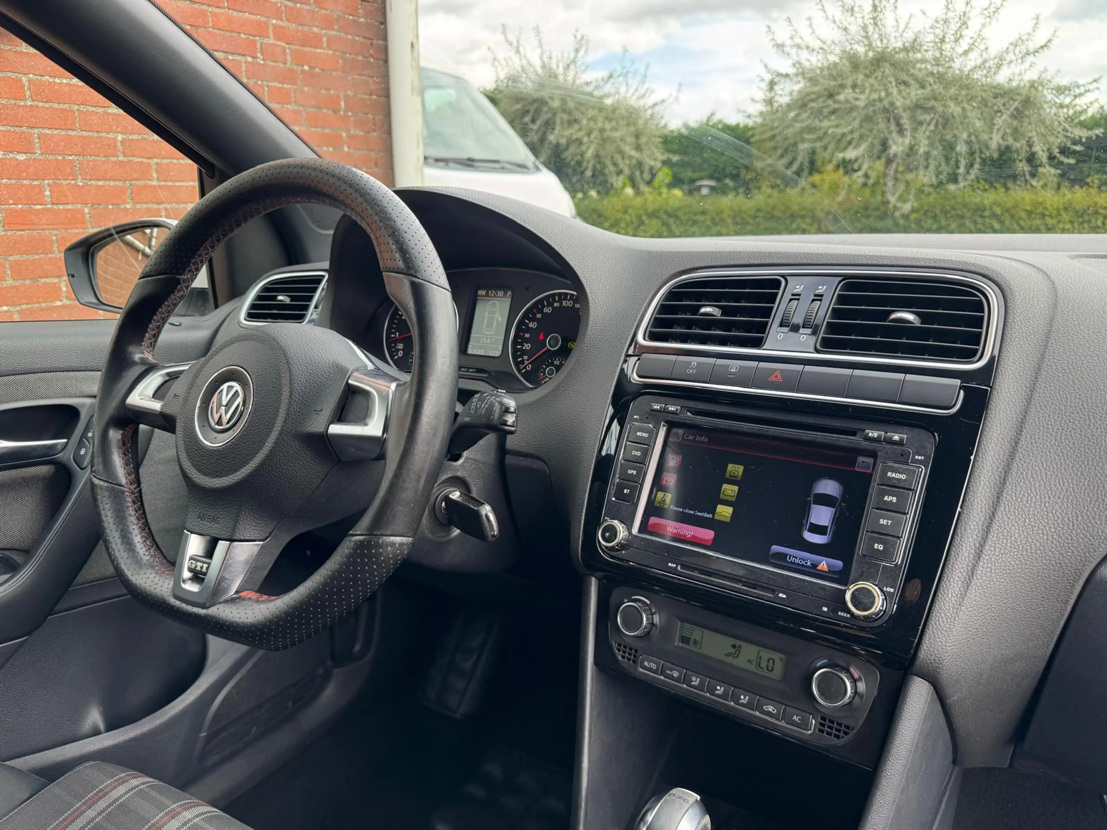 Volkswagen Polo GTI 1.4 TSI GEREVISEERDE MOTOR AUTOMAAT 5-DEURS CLIMA — photo 15