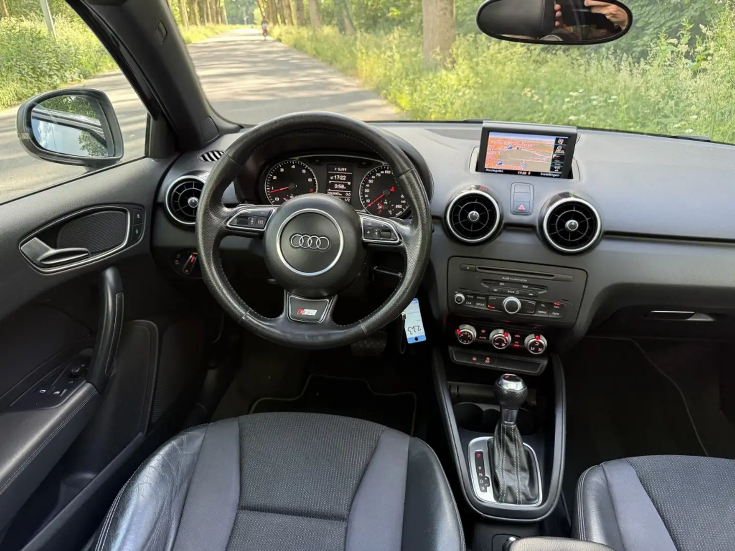 Audi A1 1.4 TFSI Pro Line S pano navi automaat Gris - 2