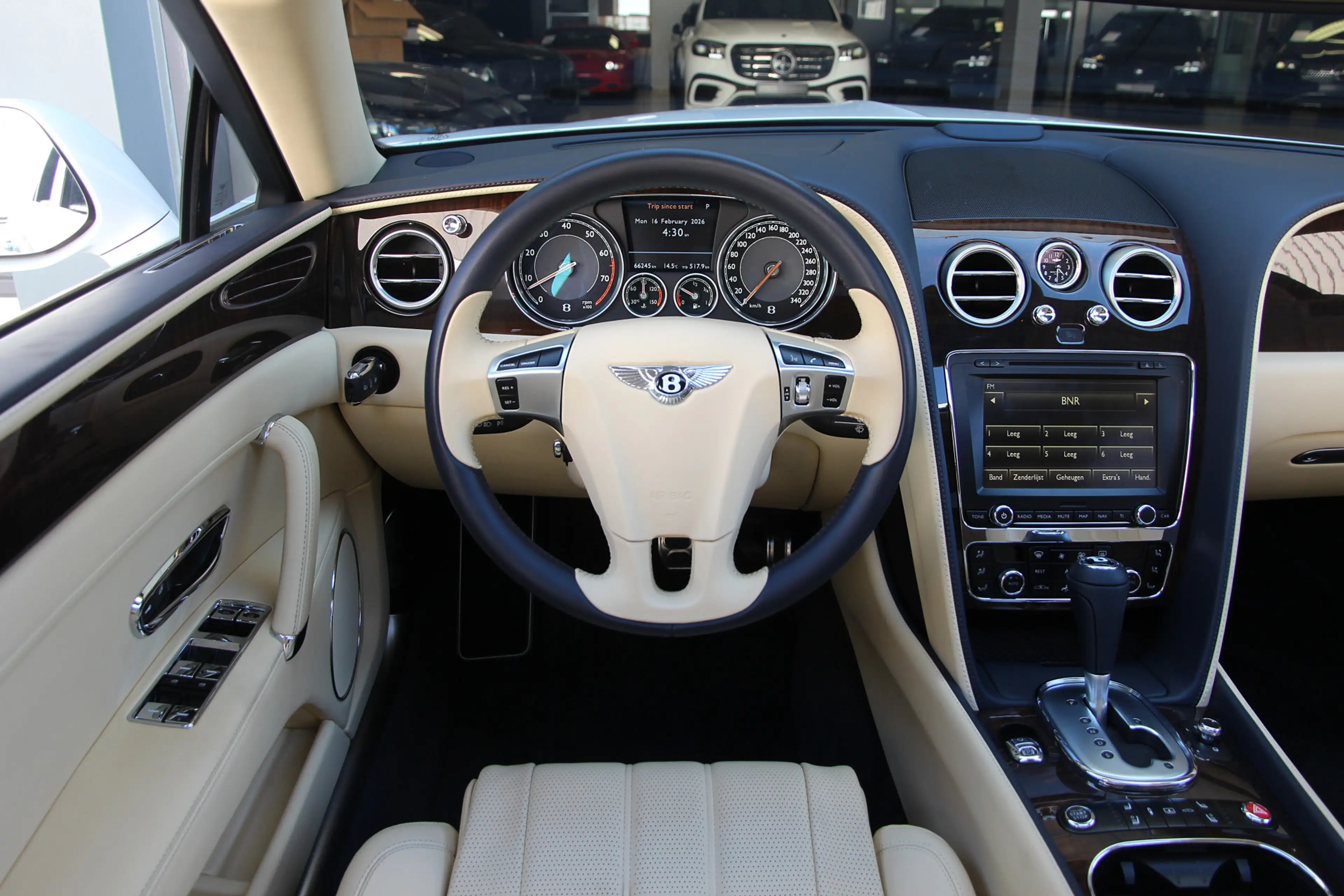 Bentley Flying Spur 4.0 V8 | BTW | Pano | Massage | Ventilatie | Memor — photo 16