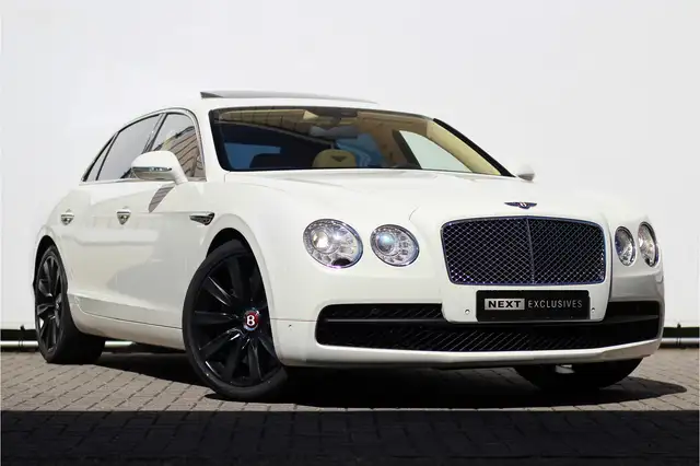 Bentley Flying Spur 4.0 V8 | BTW | Pano | Massage | Ventilatie | Memor