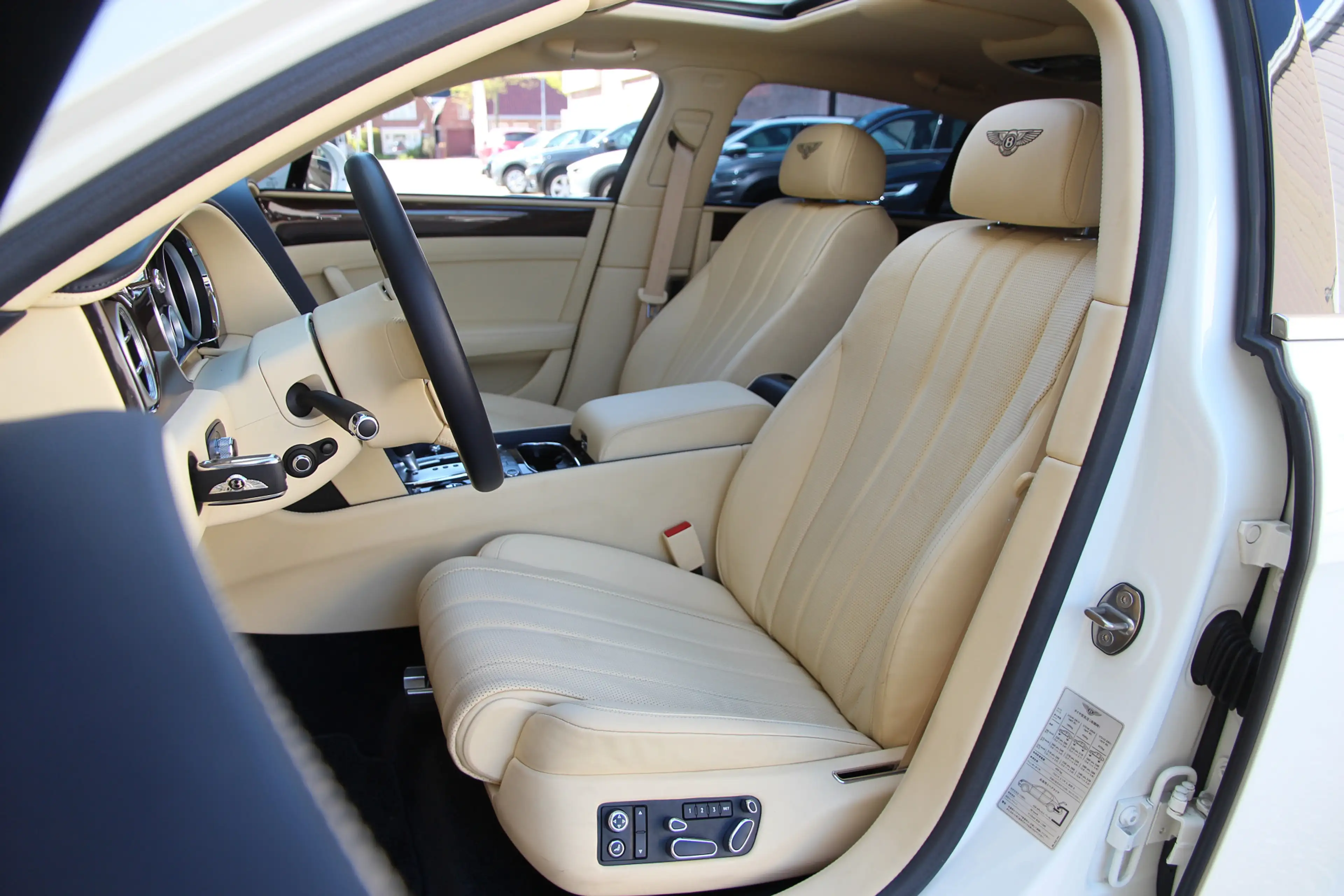 Bentley Flying Spur 4.0 V8 | BTW | Pano | Massage | Ventilatie | Memor — photo 14