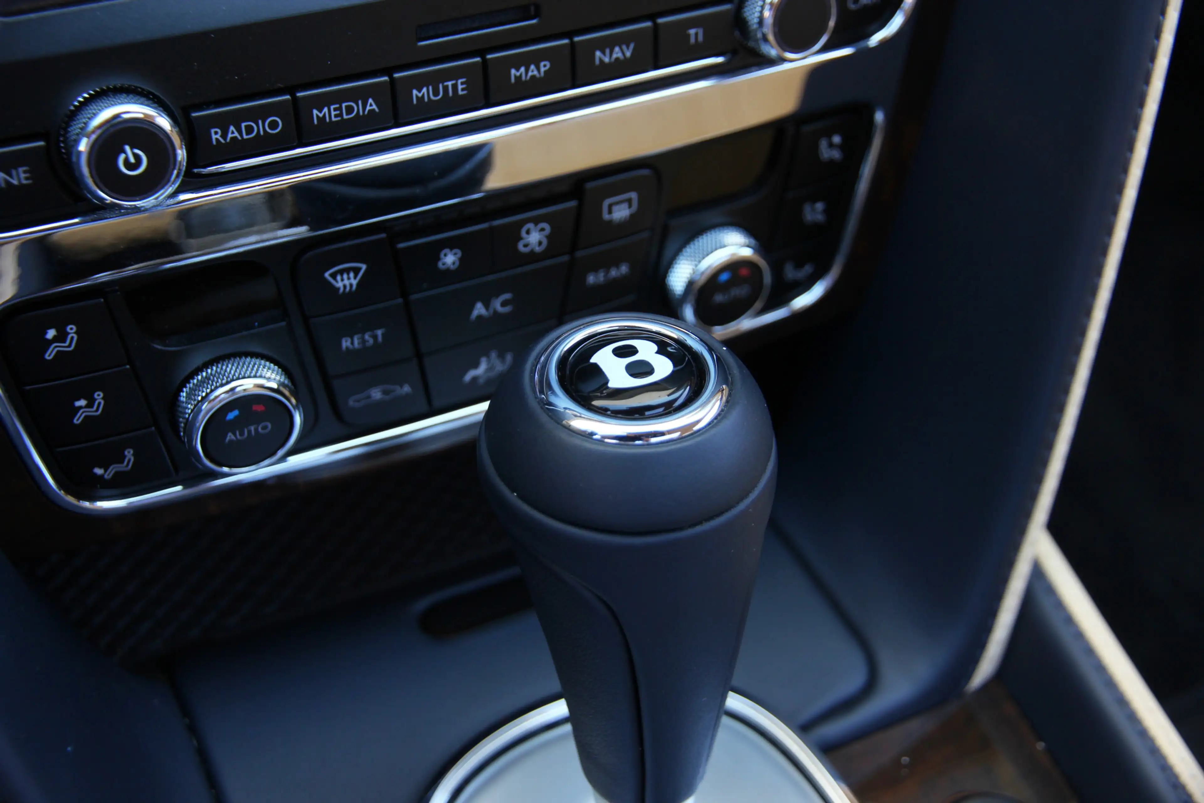 Bentley Flying Spur 4.0 V8 | BTW | Pano | Massage | Ventilatie | Memor — photo 24