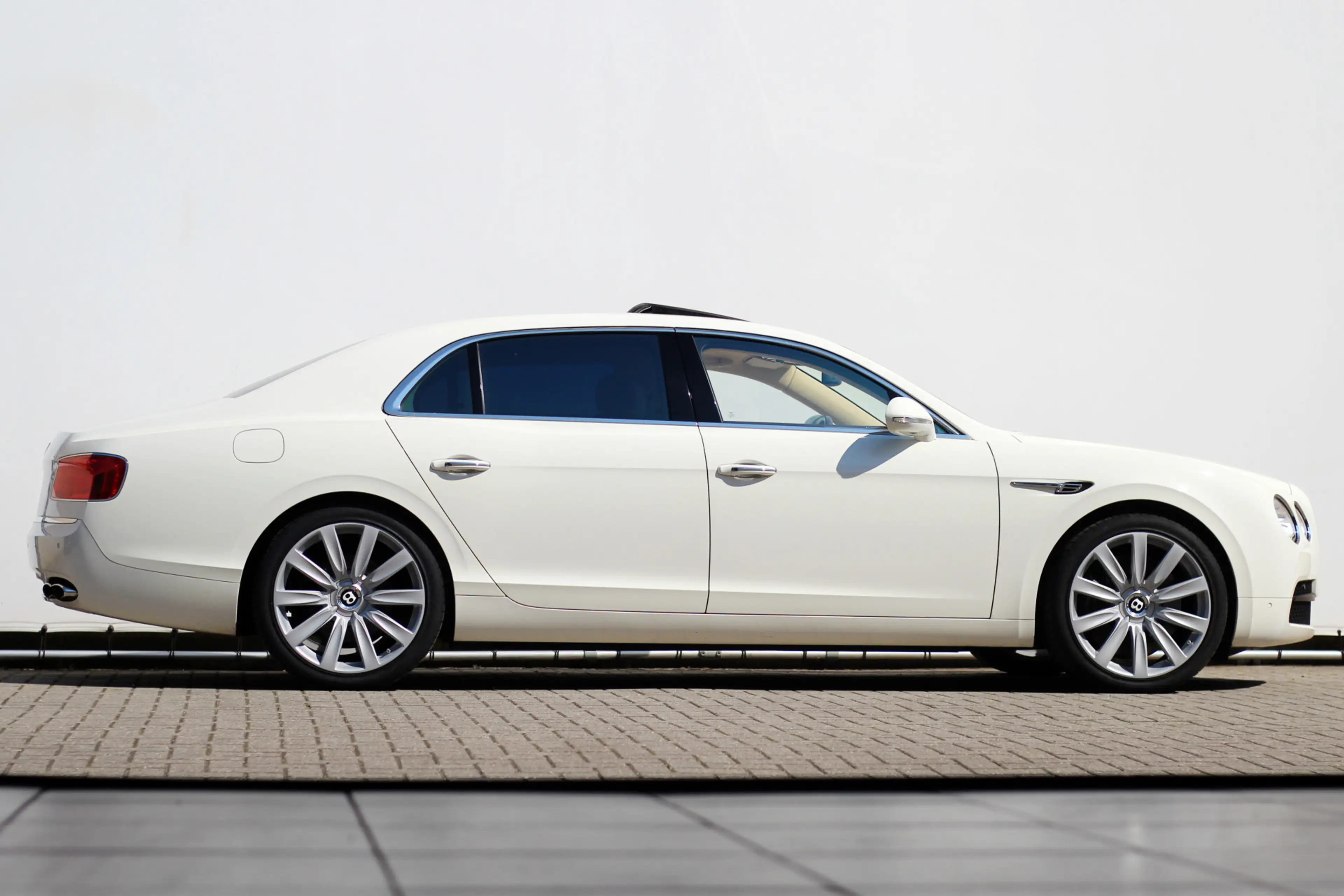 Bentley Flying Spur 4.0 V8 | BTW | Pano | Massage | Ventilatie | Memor — photo 3