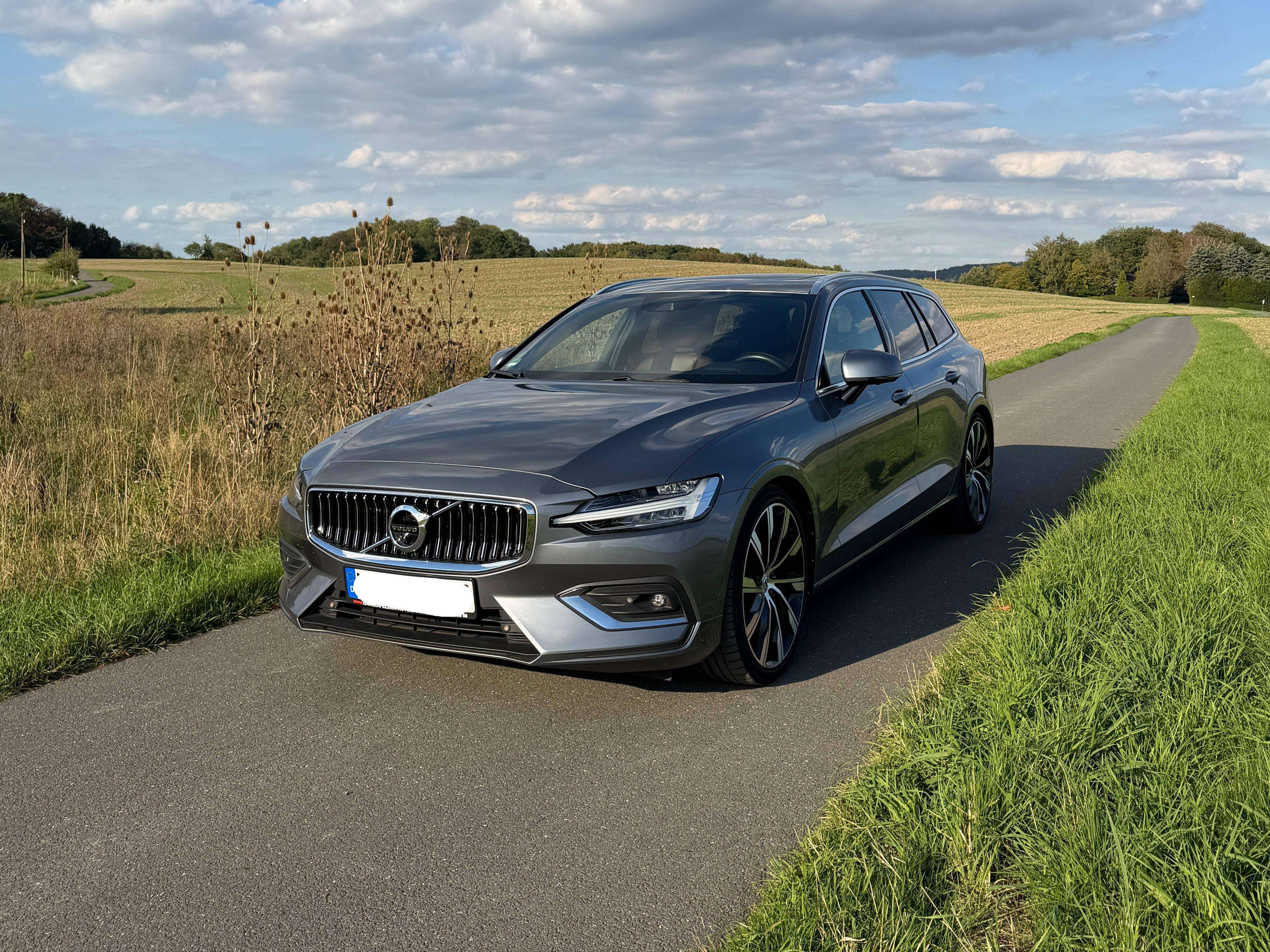 2020 Volvo V60