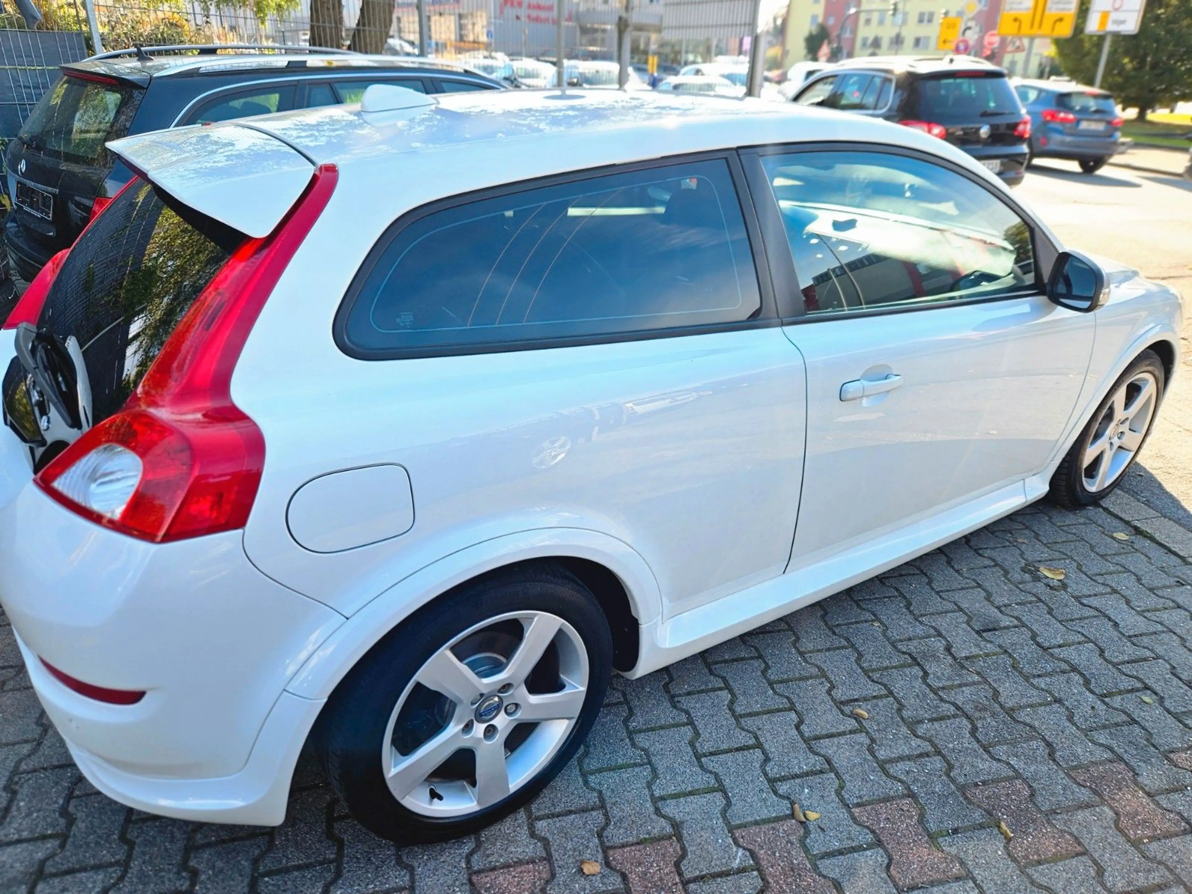 Volvo C30 D2 Edition R-Design Tüv NEU — photo 6