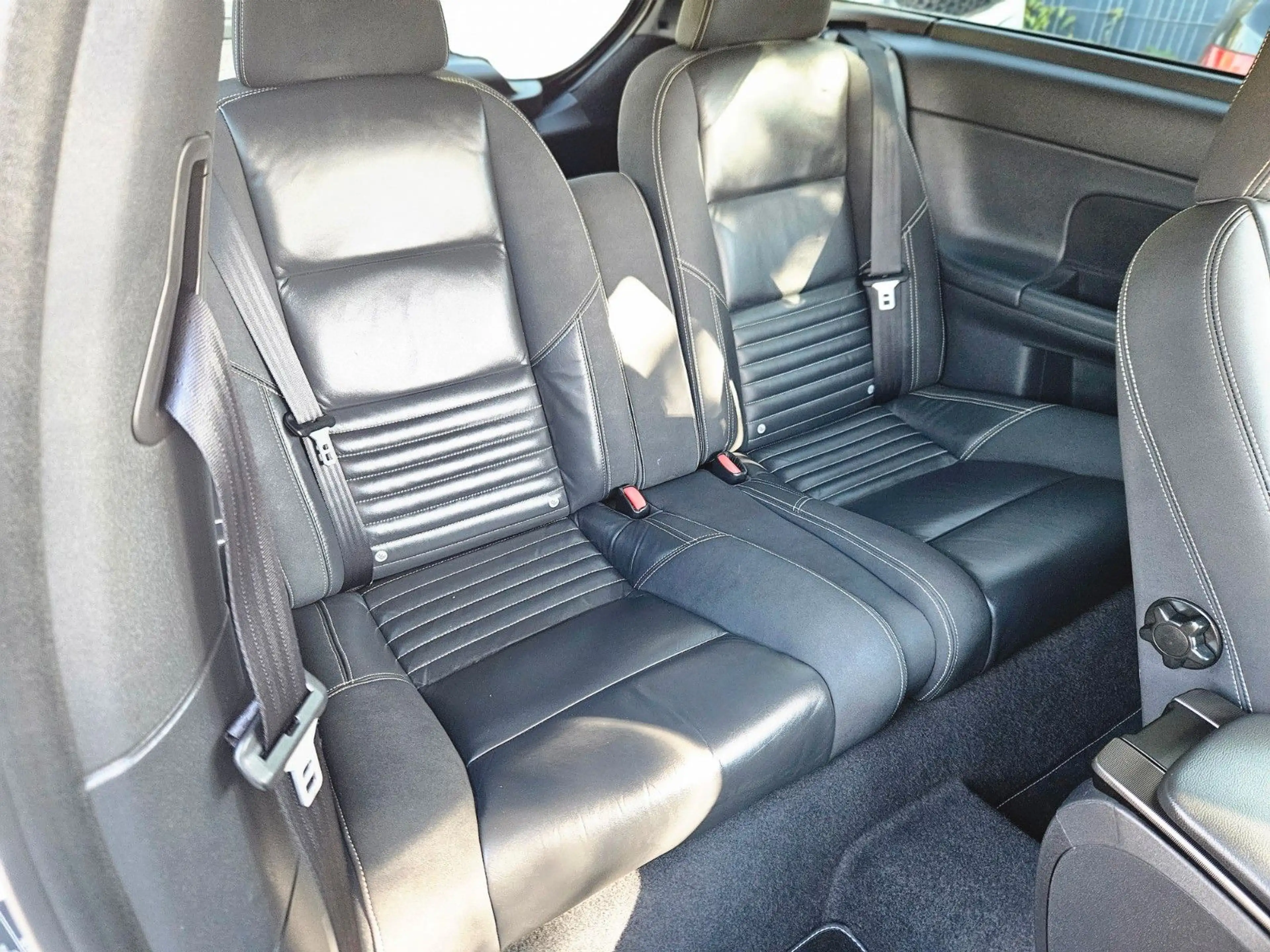 Volvo C30 D2 Edition R-Design Tüv NEU — photo 10