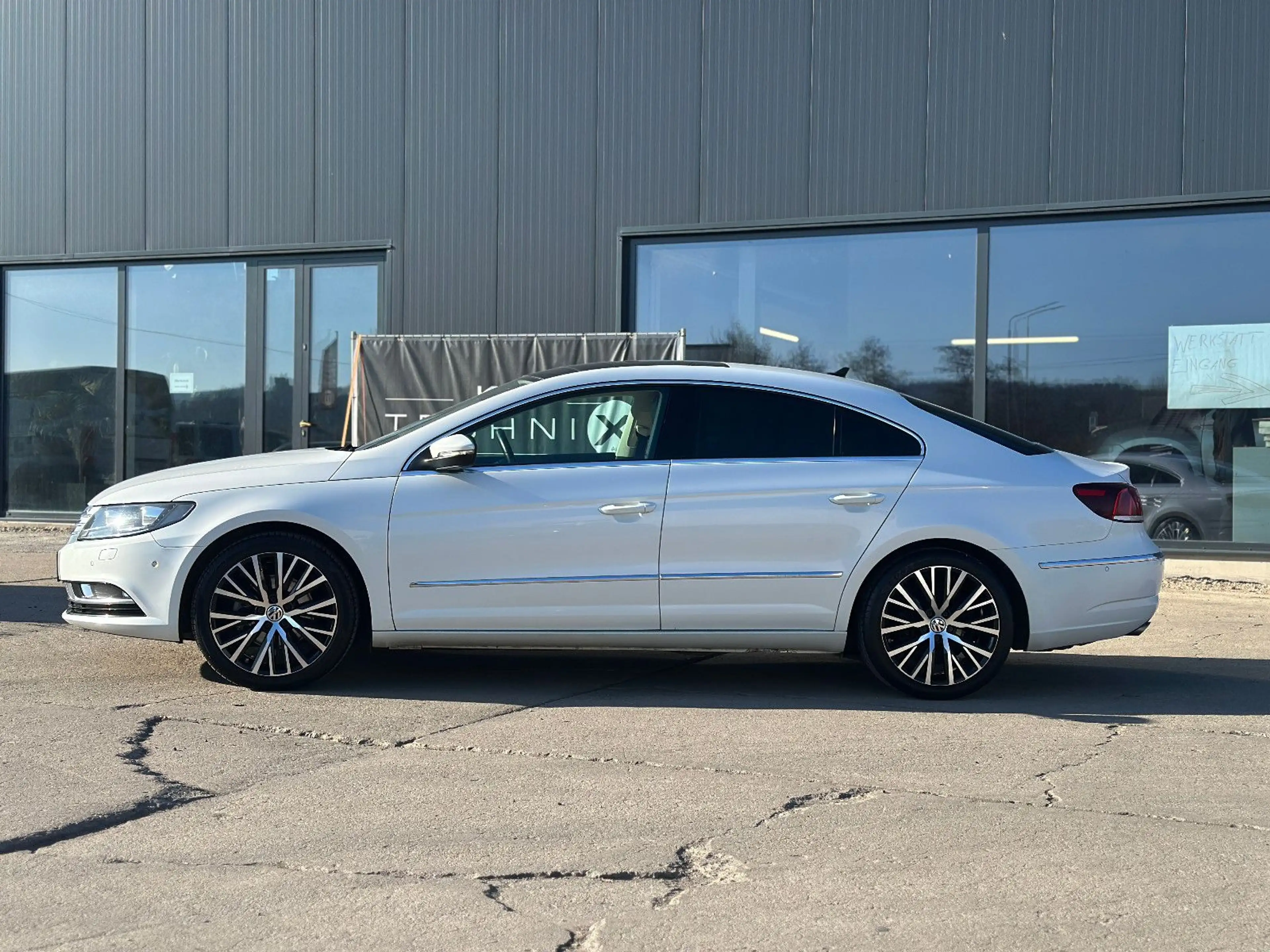 Volkswagen CC VW Passat CC 4Motion Kamera Stamheizung 2.Hand — photo 7