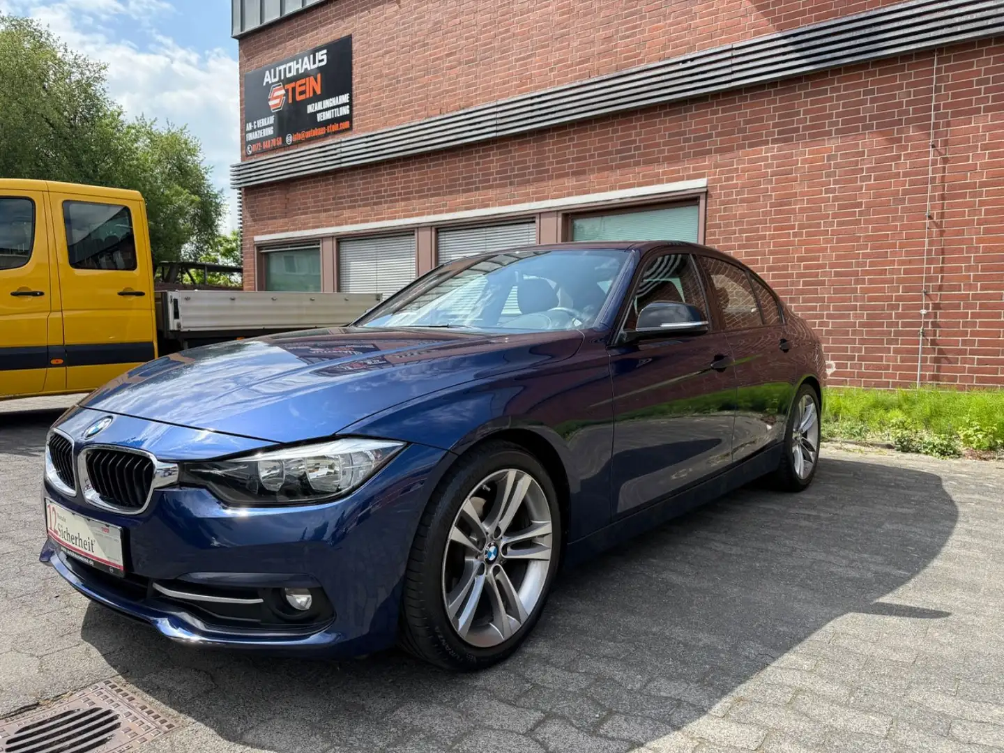 BMW 320 d Efficient Dynamics Sport L *HUP*LEDER*HK* Azul - 1
