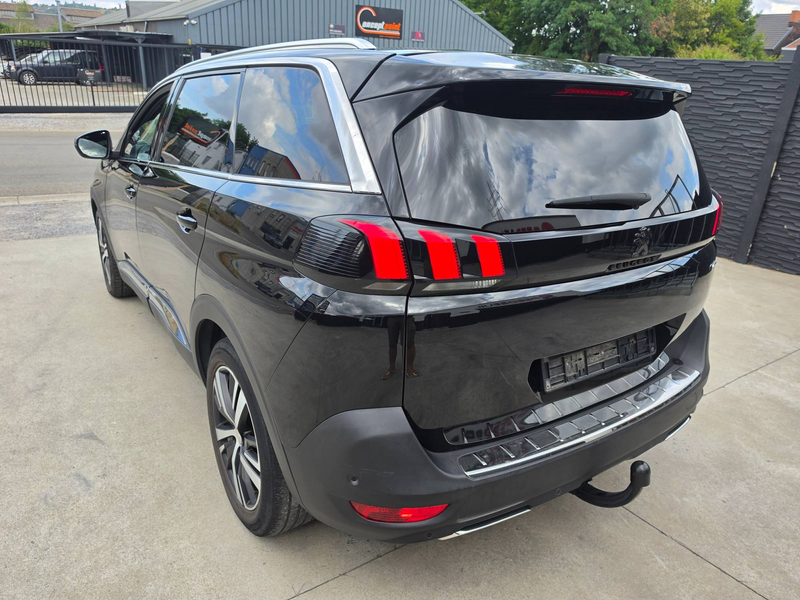 Peugeot 5008 5008 1.6 BlueHDi GT Line — photo 3