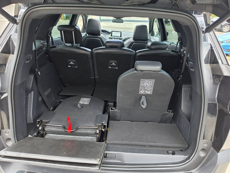 Peugeot 5008 5008 1.6 BlueHDi GT Line — photo 7