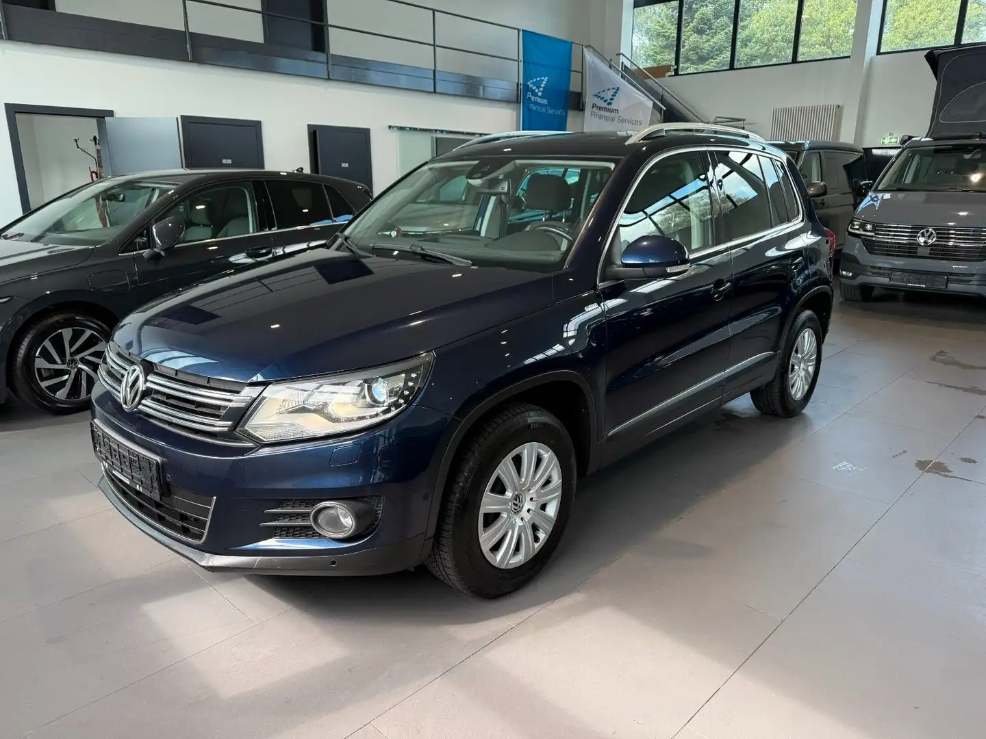 Volkswagen Tiguan 2.0 TSI DSG 4M NAVI/XENON/PDC/PANO/AHK Blau - 1