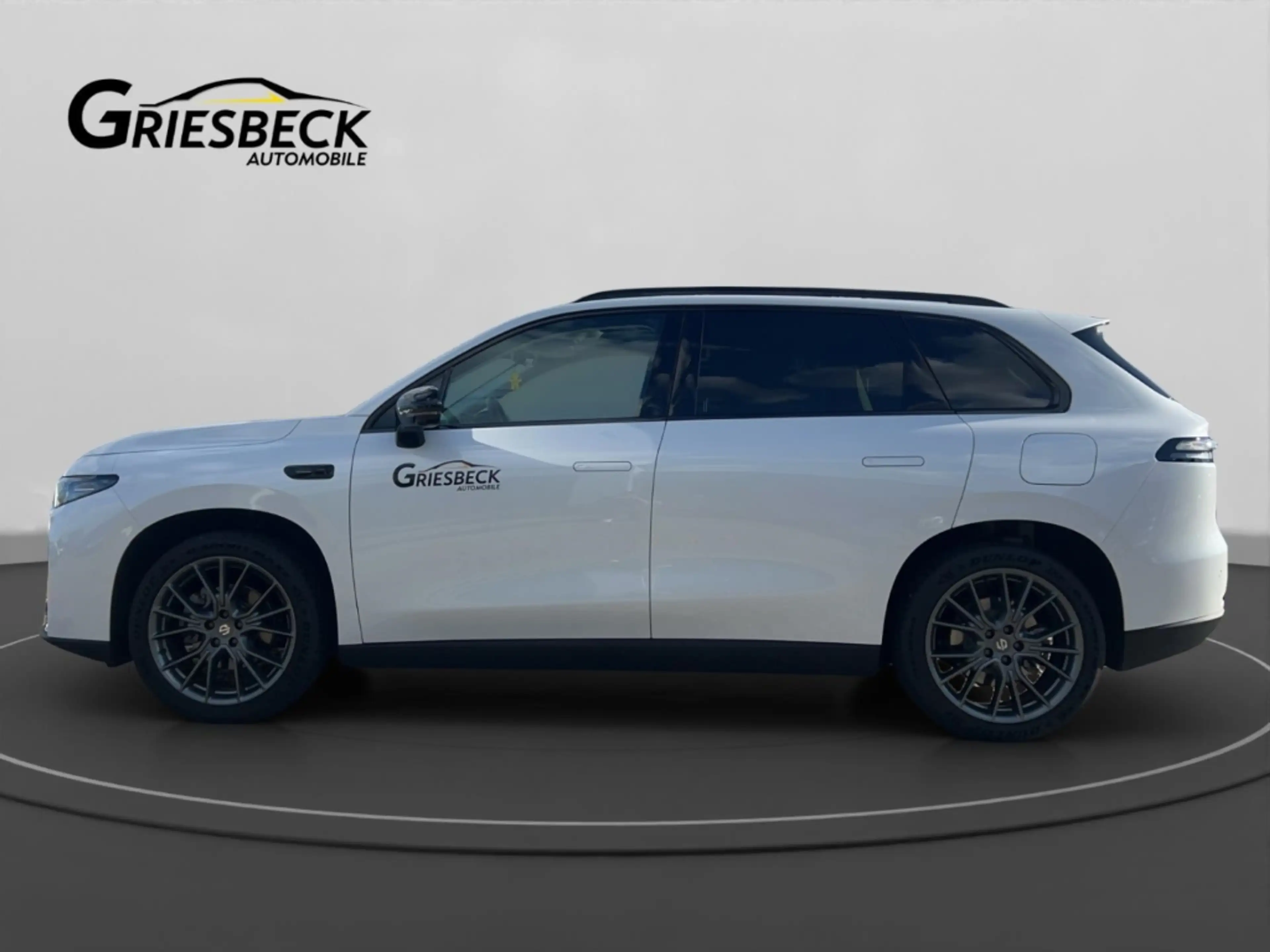 Leapmotor C10 158 kW Hybrid EV Design Panorama Navi Leder Digita — photo 6