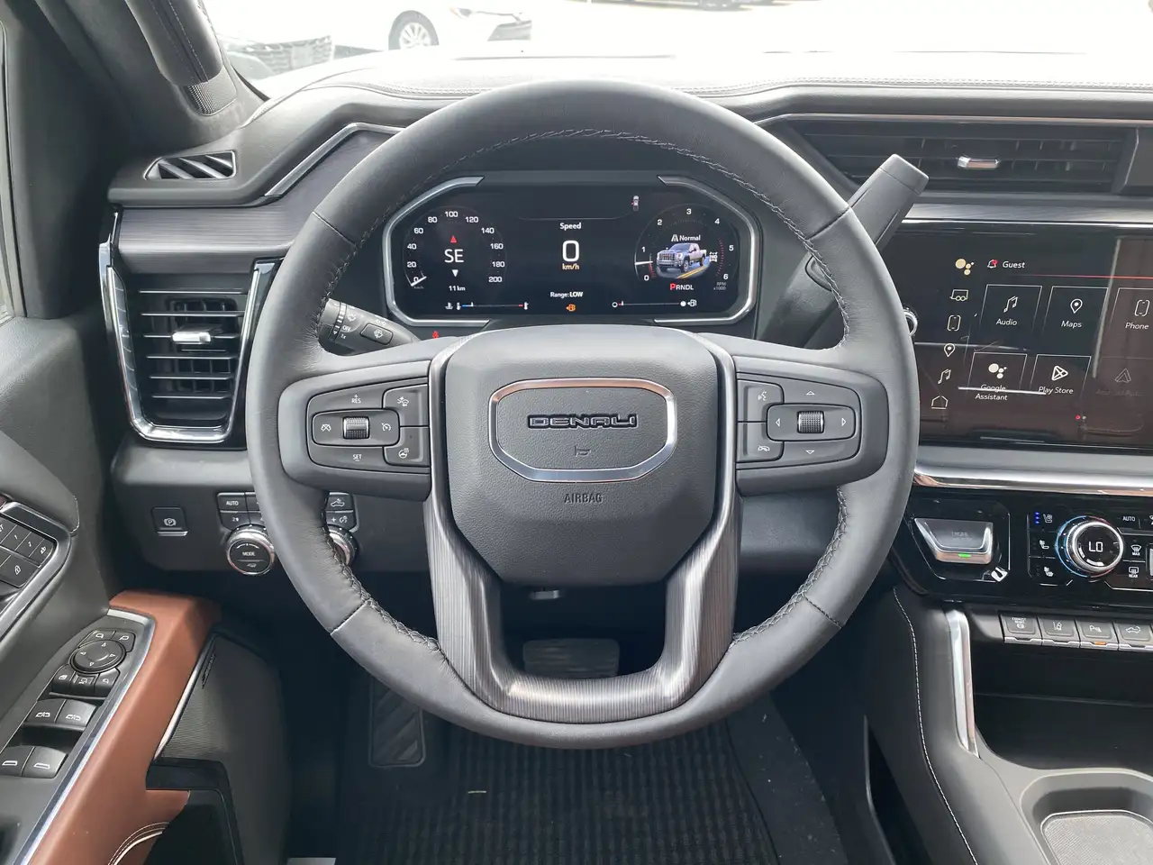 GMC Sierra 3500HD снимка GMC Sierra 3500HD