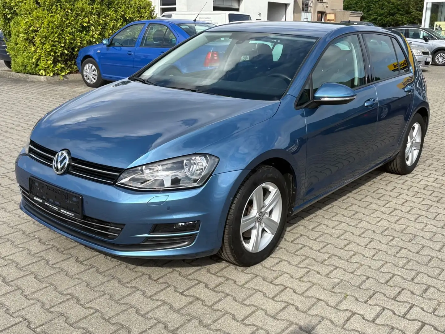 Volkswagen Golf VII 1.4 Lim. Comfortline BMT Azul - 2