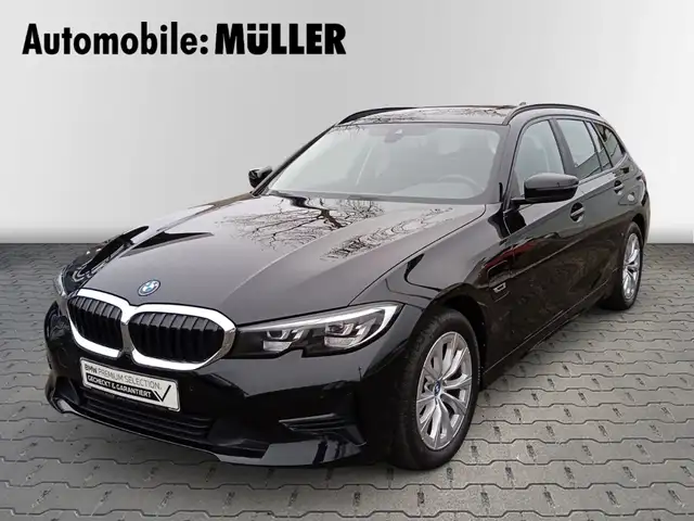 Bmw 320 e Touring +DAB+AHZV+SHZG+HARMAn+DRIVING ASS.+