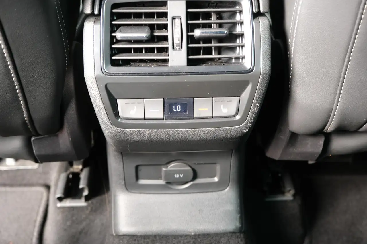 Skoda Kodiaq 2.0 TSI Sportline 4x4 DSG AHK MATRIX LED NAVI, миниатюра 24