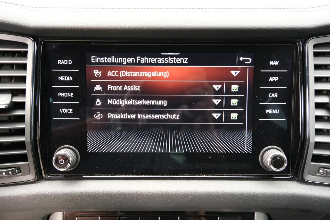 Skoda Kodiaq 2.0 TSI Sportline 4x4 DSG AHK MATRIX LED NAVI, миниатюра 29