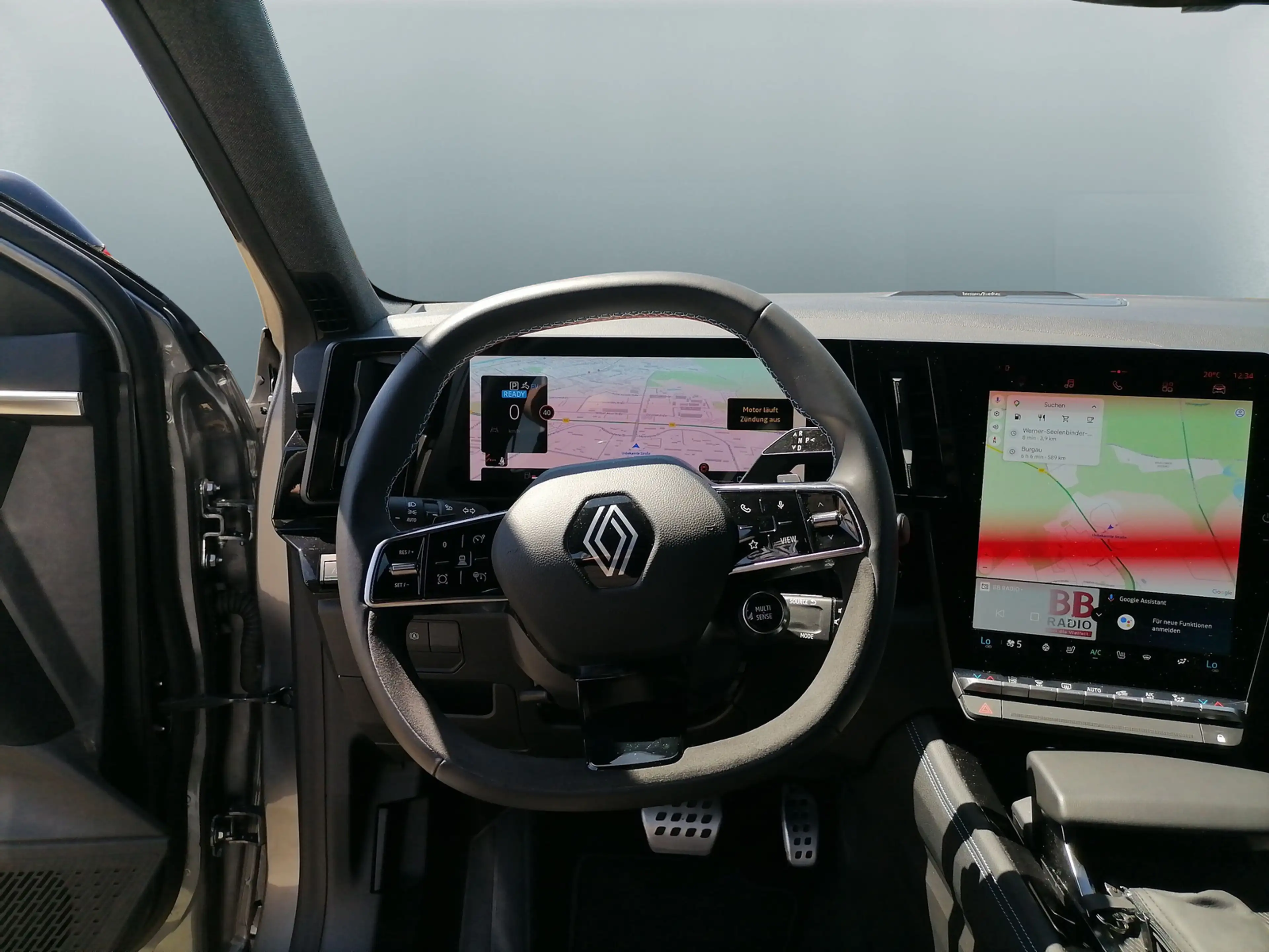 Renault Austral Iconic Esprit Alpine E-TECH Hybrid 200 — photo 10