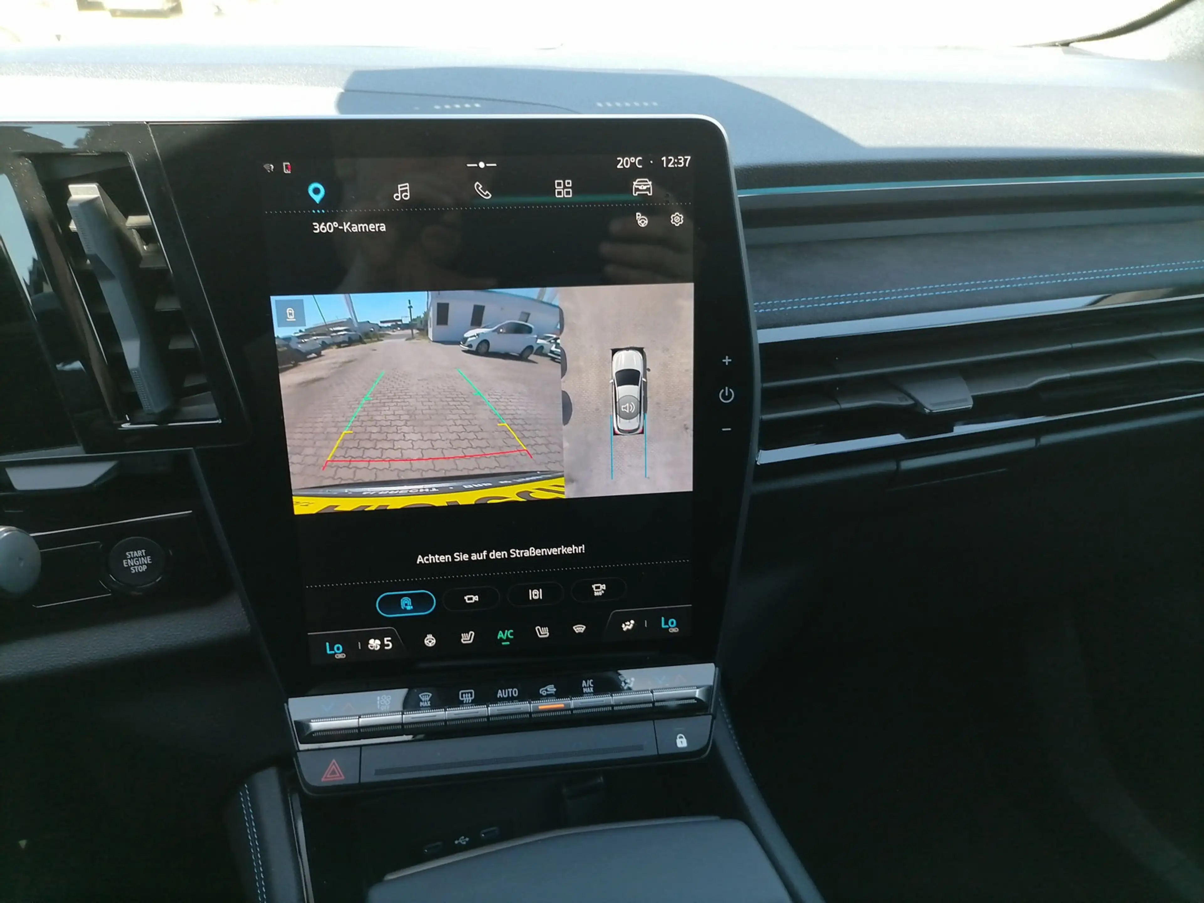 Renault Austral Iconic Esprit Alpine E-TECH Hybrid 200 — photo 14