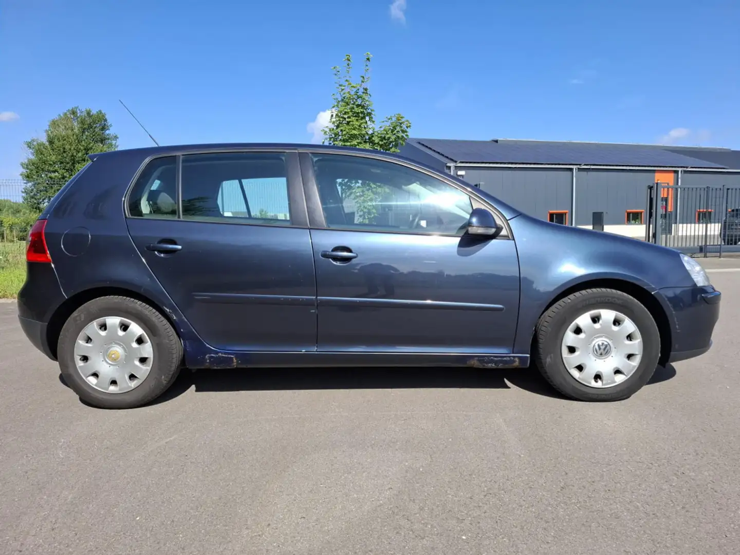 Volkswagen Golf V 1.9 TDI 105 Comfortline Bleu - 2