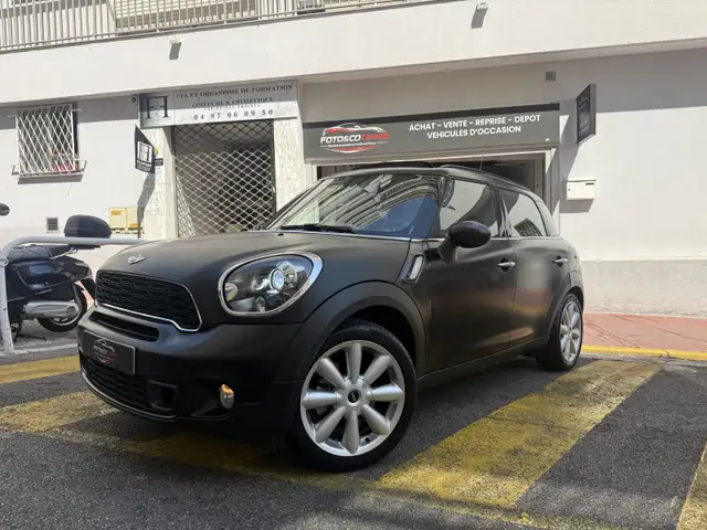 MINI Countryman C COOPER SD 143CH PACK RED HOT CHILI BVA