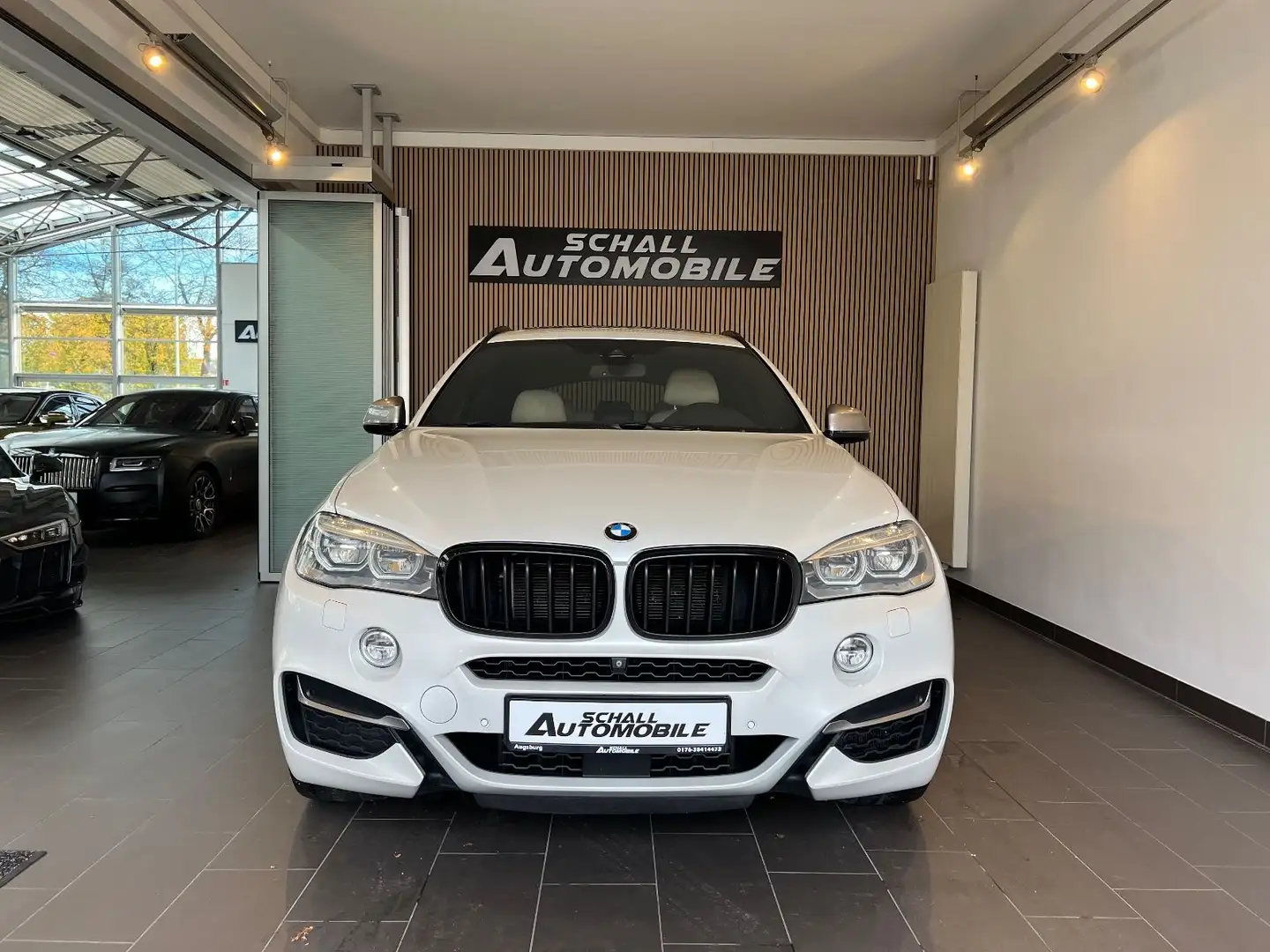 BMW X6 M50d/VOLL/TV/B&O/SHZG/HEADUP/BI-COLOR/MEMORY Blanc - 2