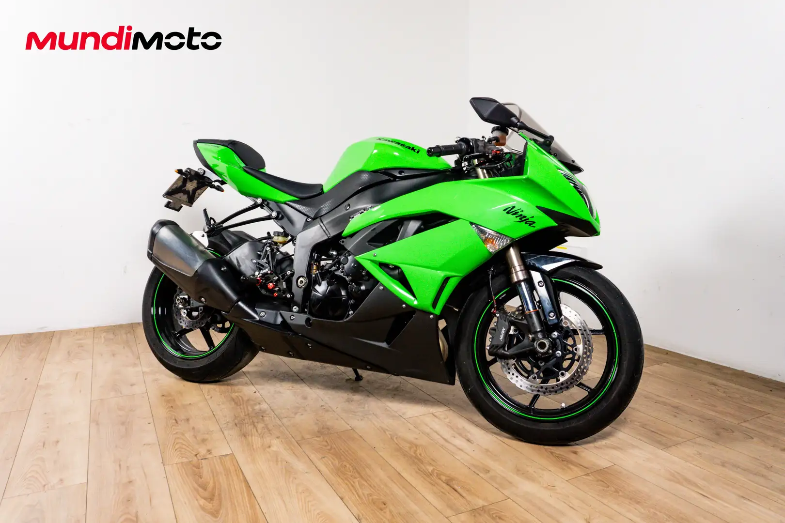 Kawasaki Ninja ZX-6R - 2