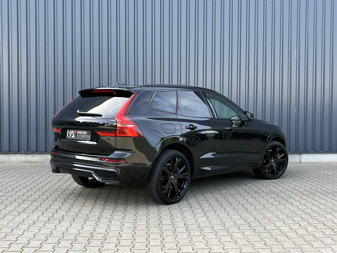 Volvo XC60 2.0 T8 Plug-in hybrid AWD Ultimate Black Edition, миниатюра 3