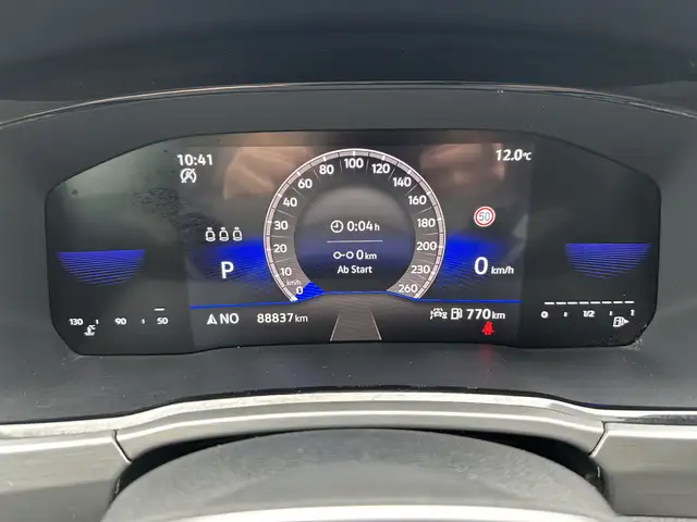 Volkswagen Touran view 18