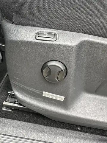 Volkswagen Touran view 19