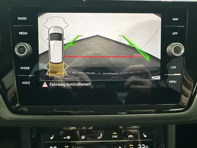 Volkswagen Touran view 17
