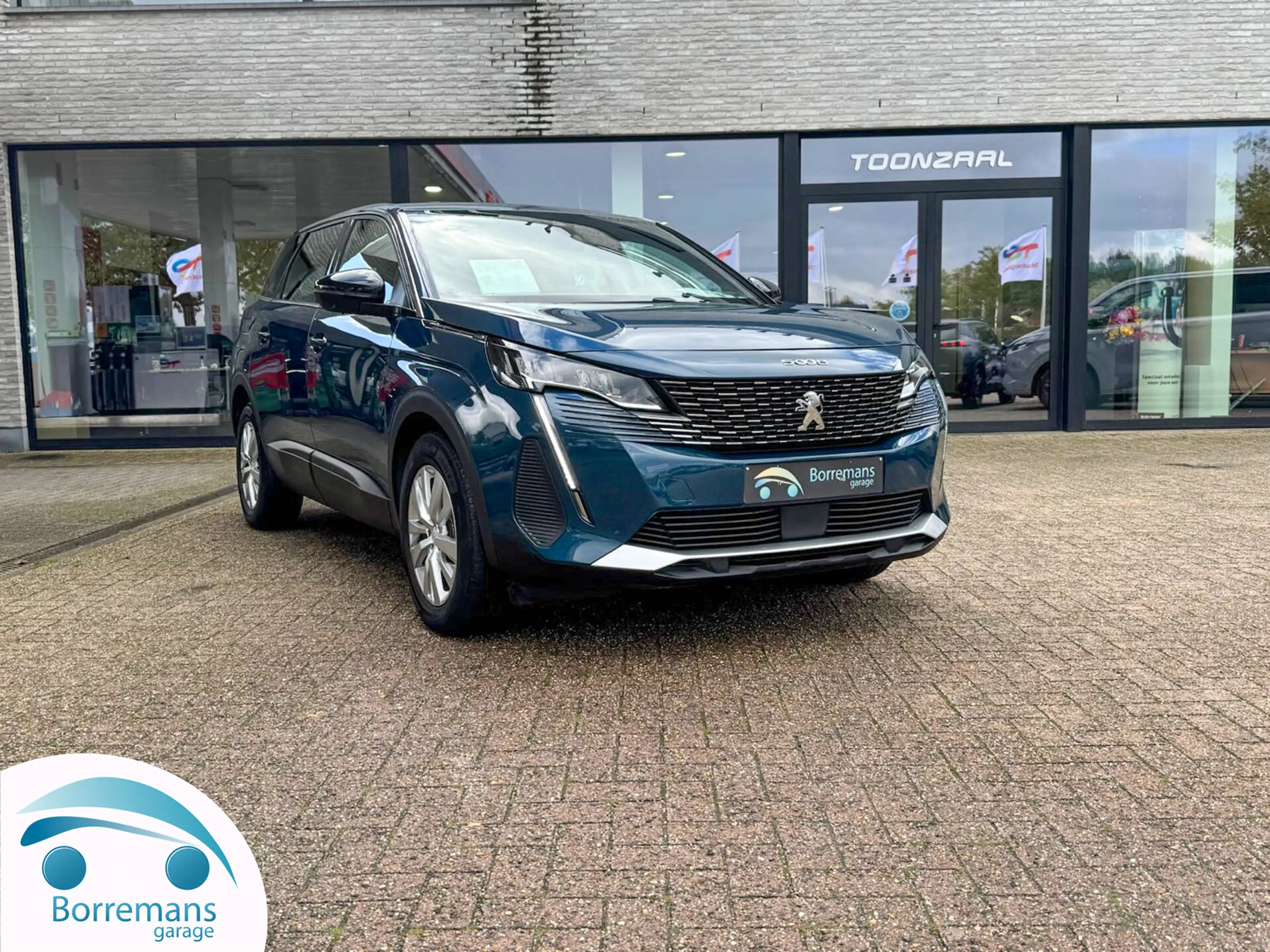 Peugeot 5008 7PL AUTOMAAT Carplay/Camera/Trekhaak/...