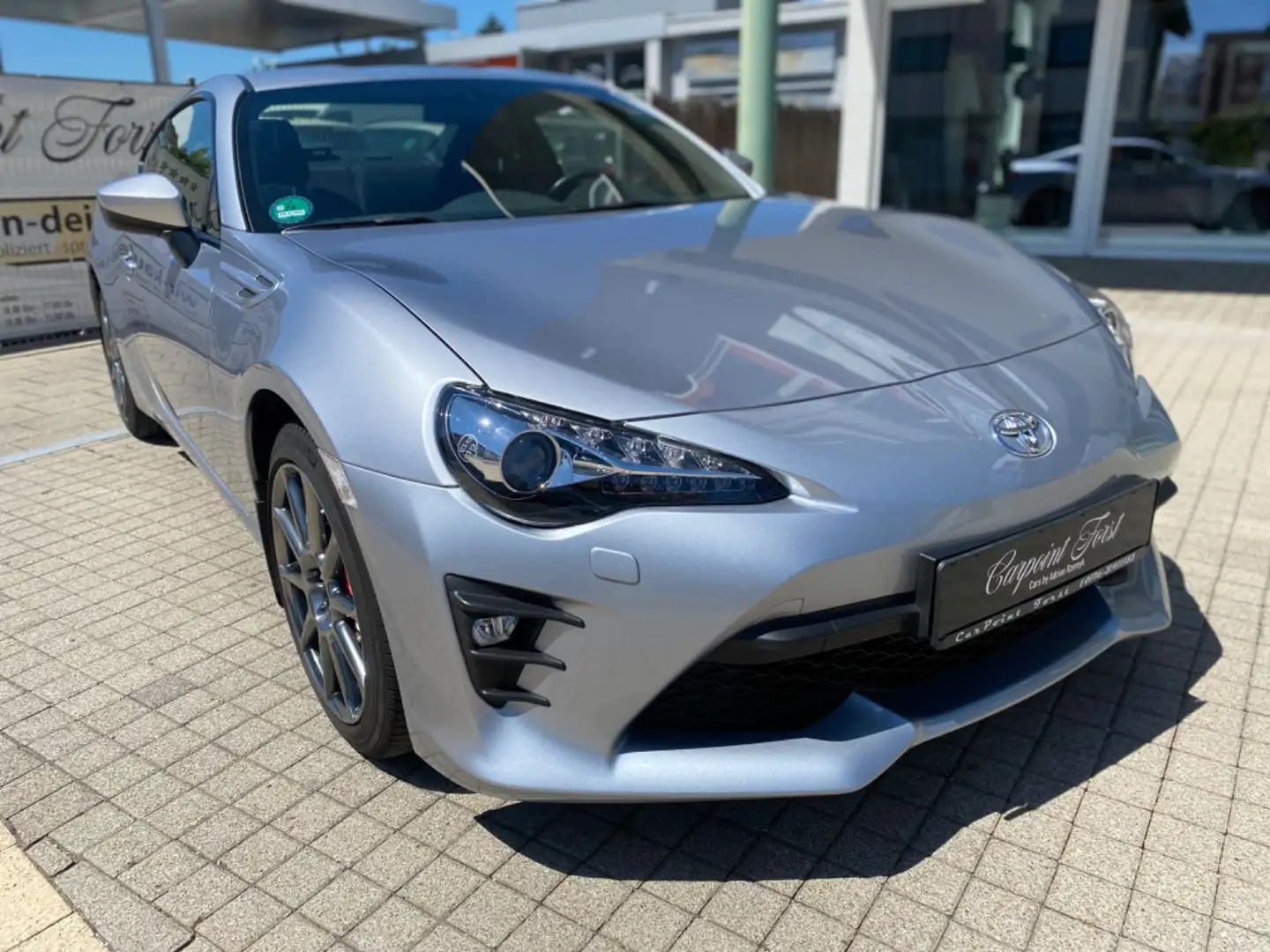 Toyota GT86 Basis, 1.Hand, 14tkm, NAVI,Kamera,BREMBO... Серебристый - 1