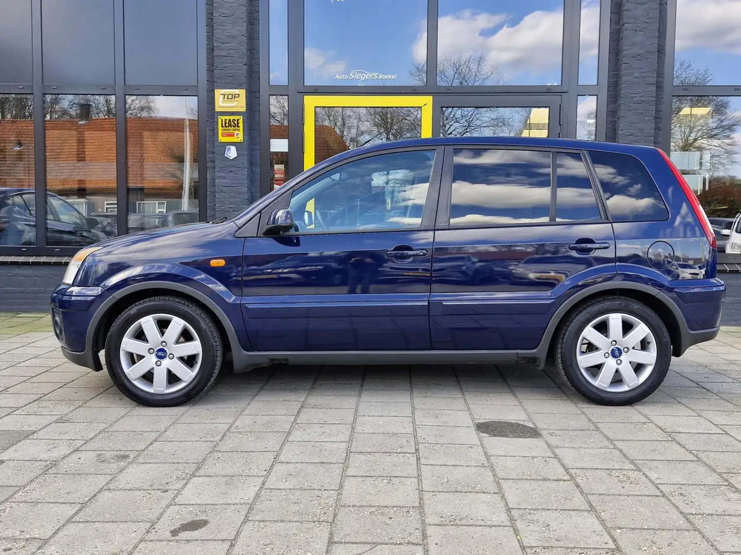 Ford Fusion 1.6-16V Futura | Trekhaak | Airco Blau - 2