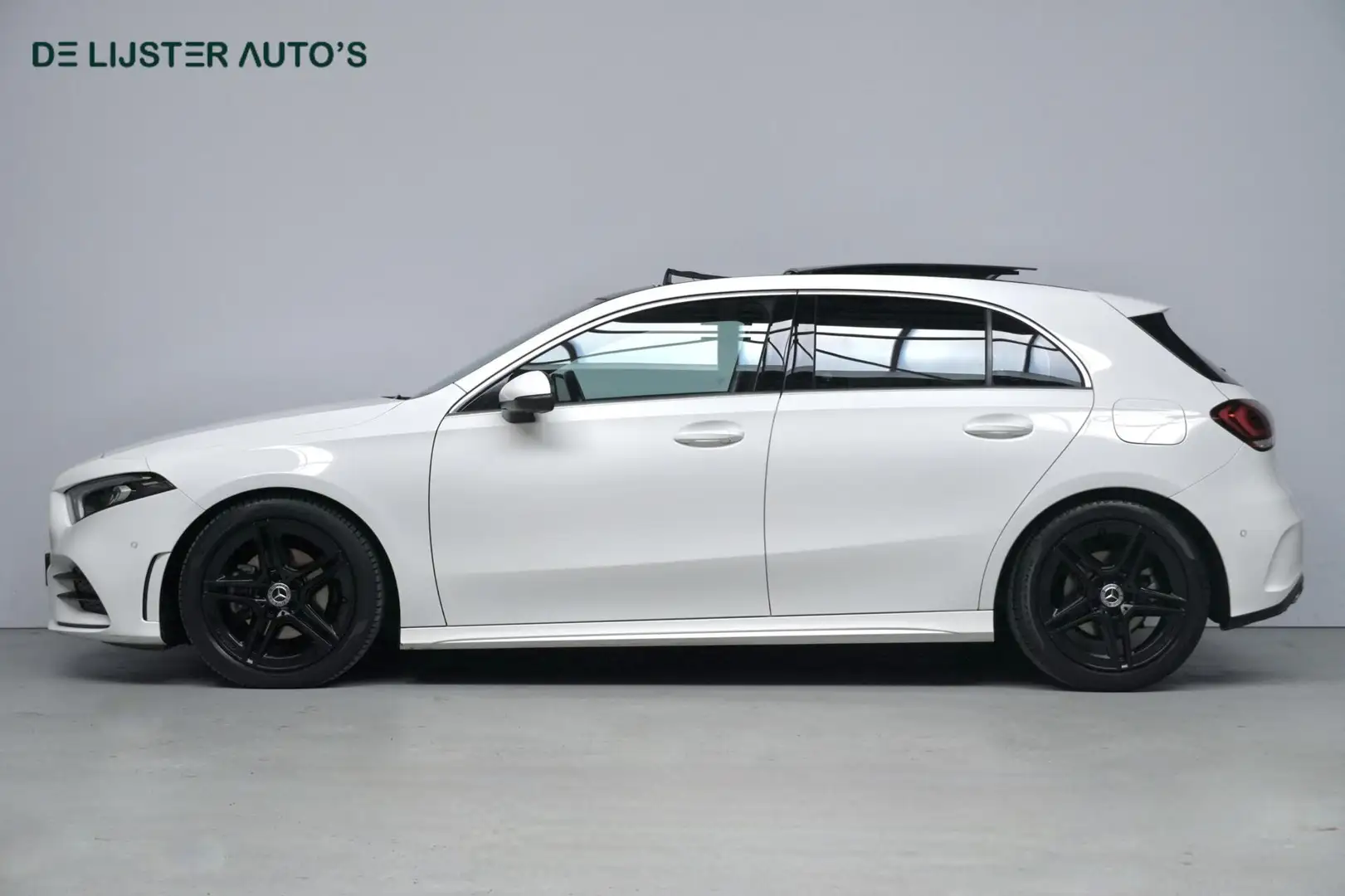 Mercedes-Benz A 200 AMG Automaat 163 PK | Pano-dak | Widescreen | Stoe Wit - 2