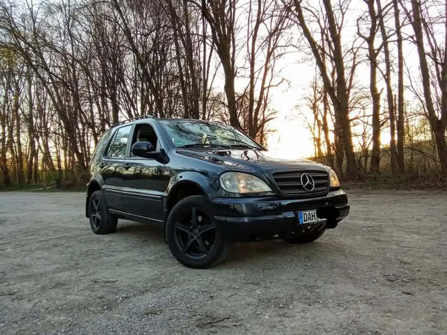 Mercedes-Benz ML 320 - 1