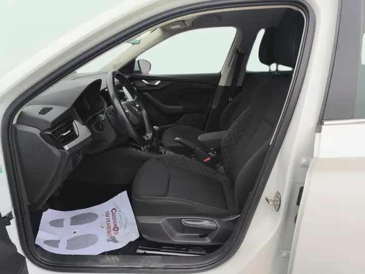 Škoda Kamiq 1.0 TSI Ambition 2023, foto 11
