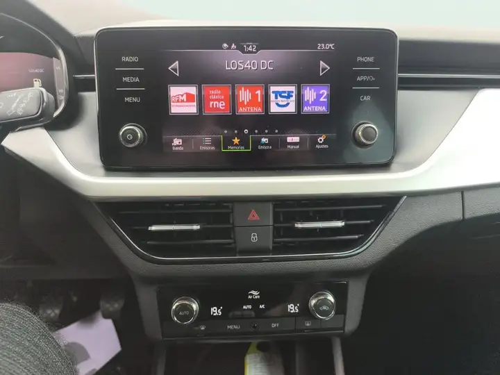Škoda Kamiq 1.0 TSI Ambition 2023, foto 15