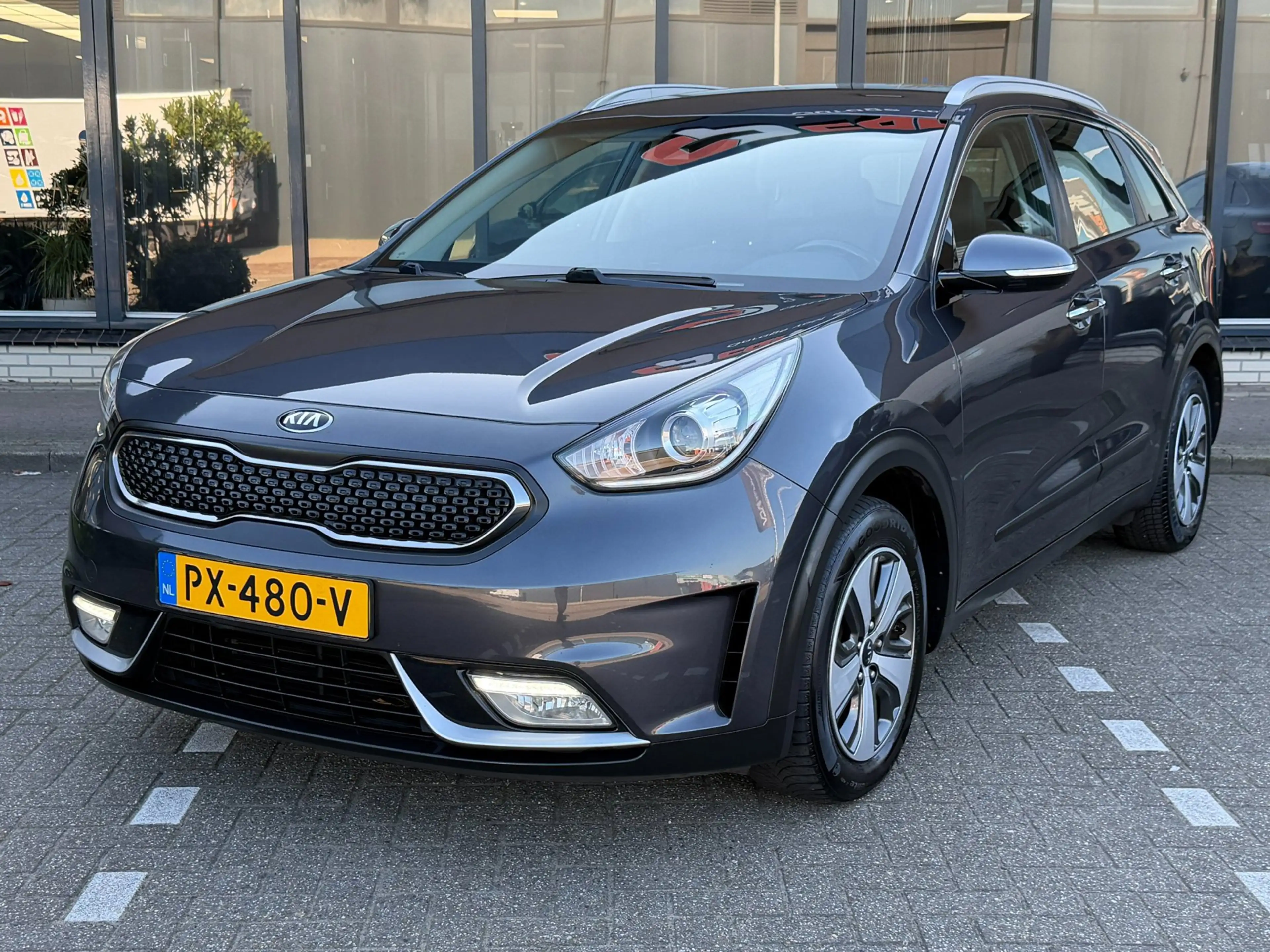 Kia Niro 1.6 GDi Hybrid DynamicLine — photo 9