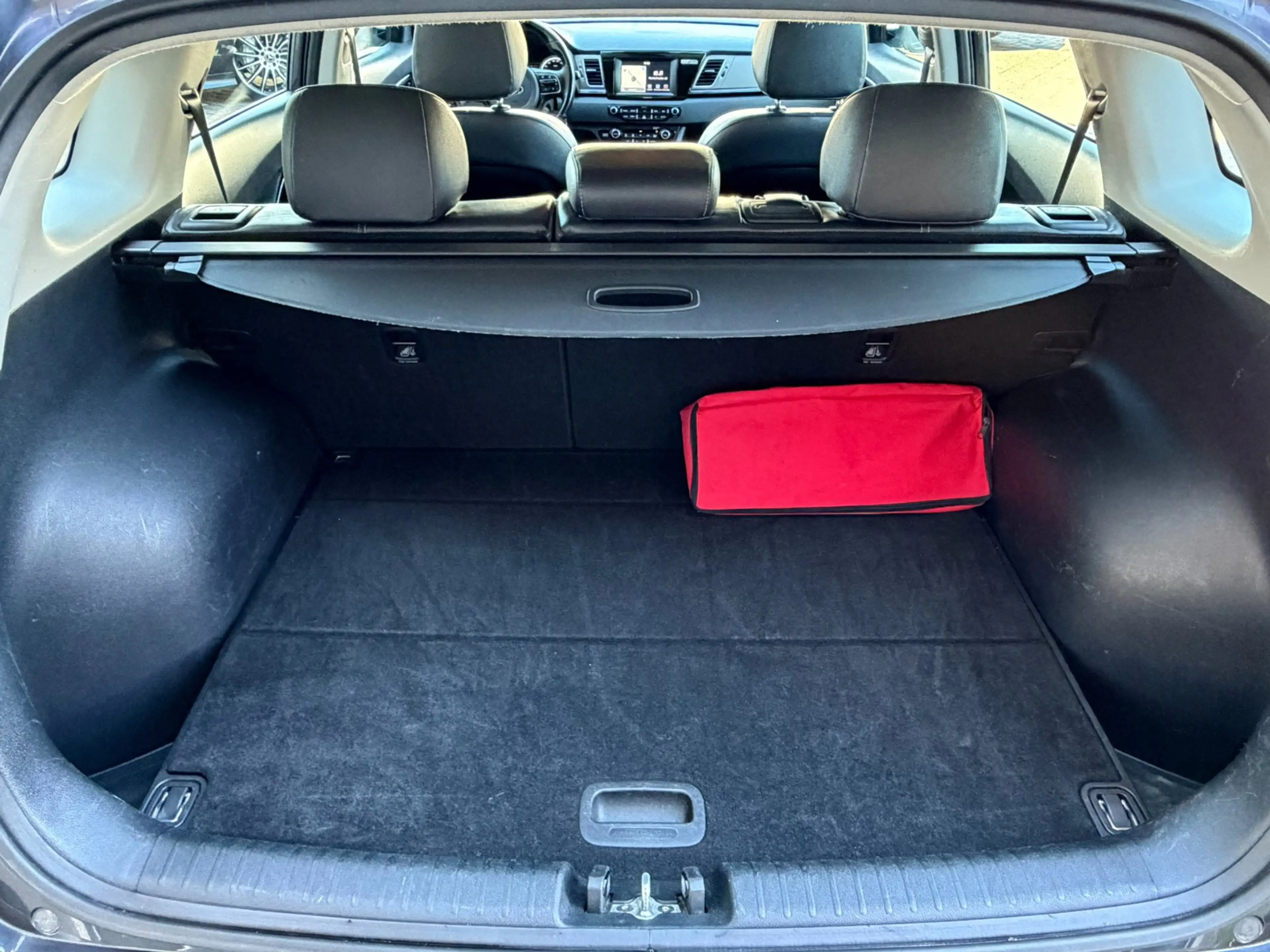 Kia Niro 1.6 GDi Hybrid DynamicLine — photo 19