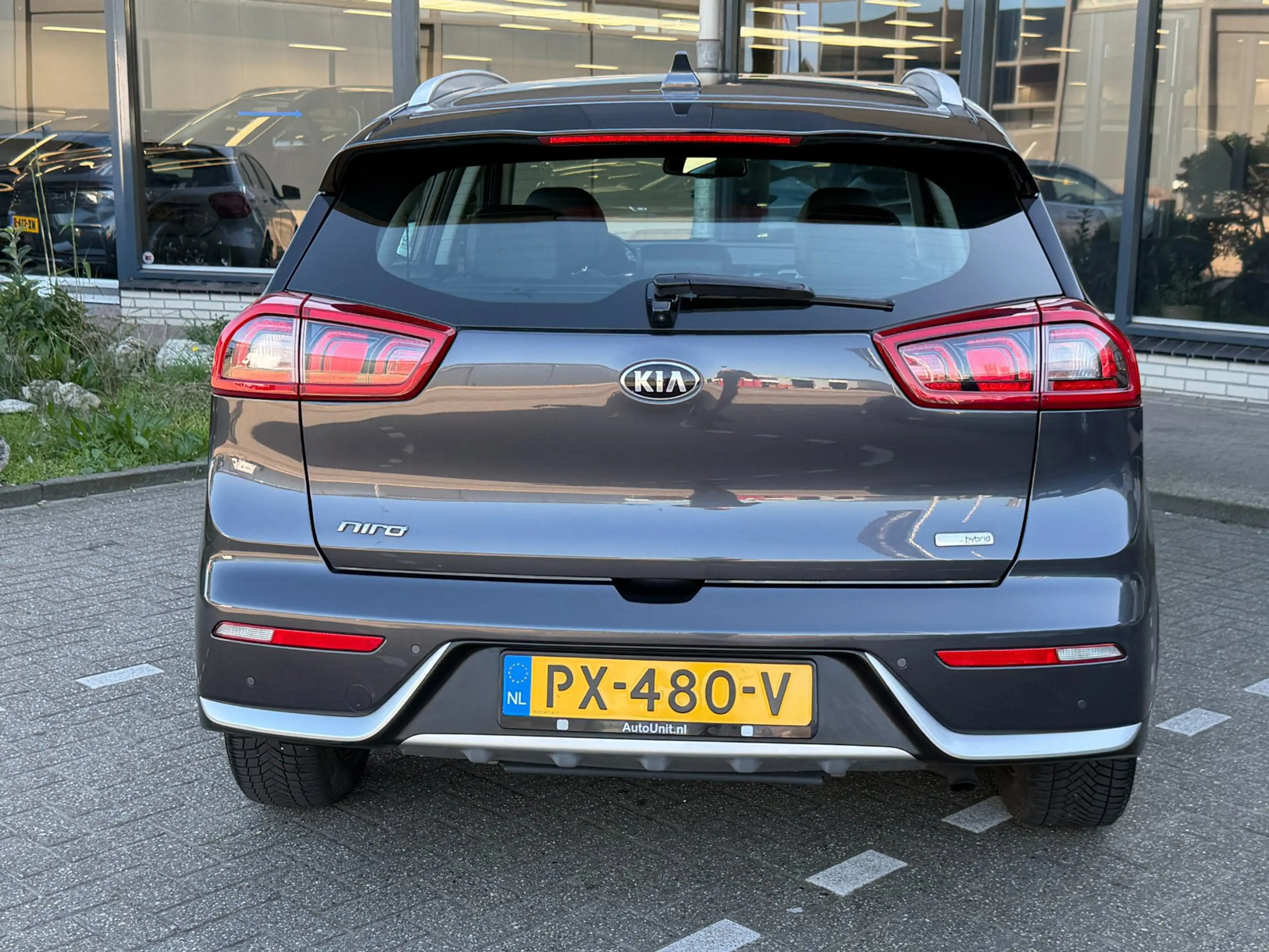 Kia Niro 1.6 GDi Hybrid DynamicLine — photo 13