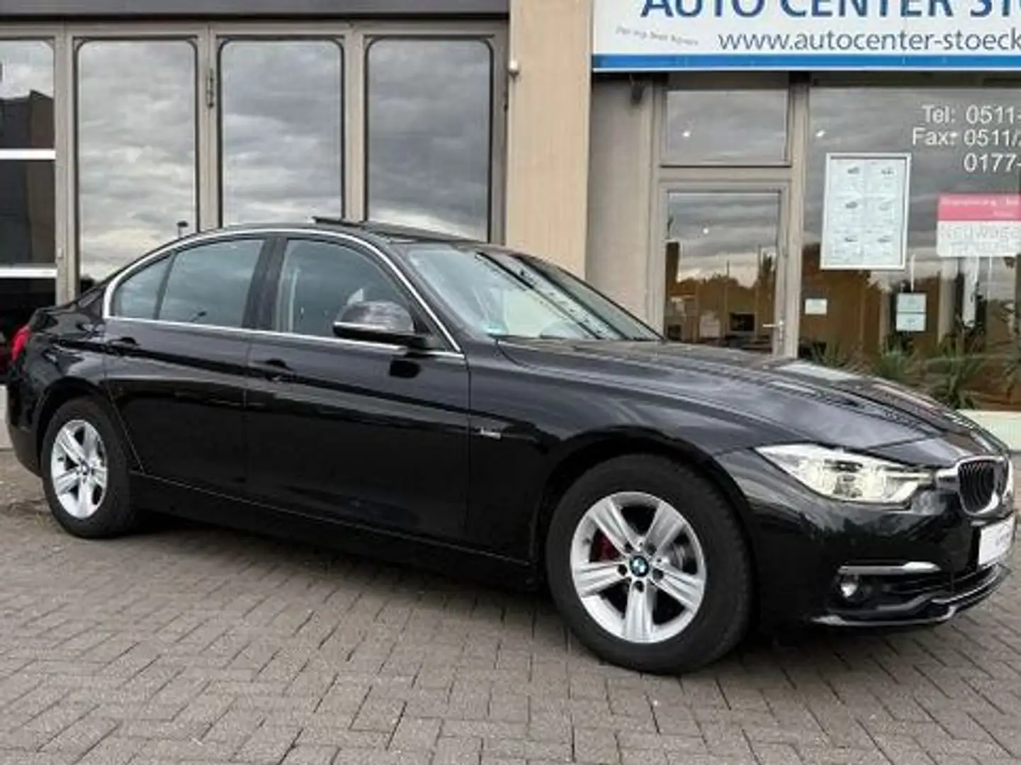 BMW 320 320 i Luxury LineGarantieAutomatikLederNaviSSD LED Noir - 1