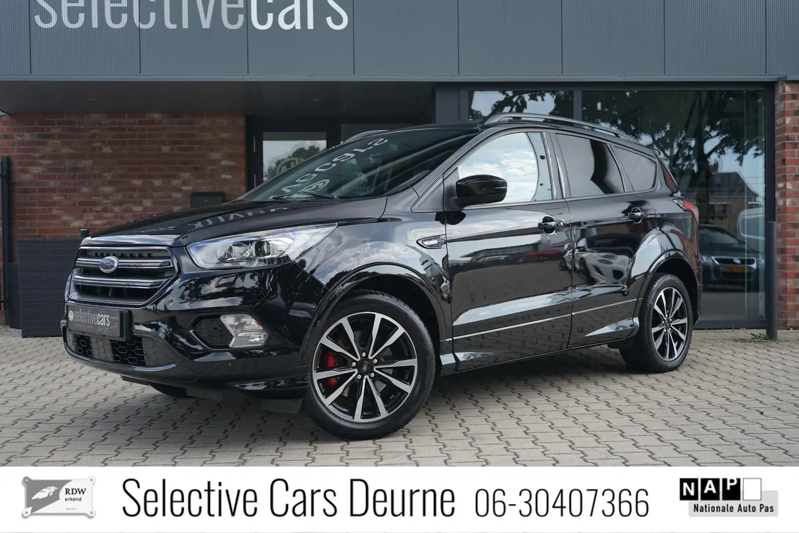 Ford Kuga 1.5i EcoBoost 110kW ST-Line ,Trekhaak, Sony Sound, Nero - 1