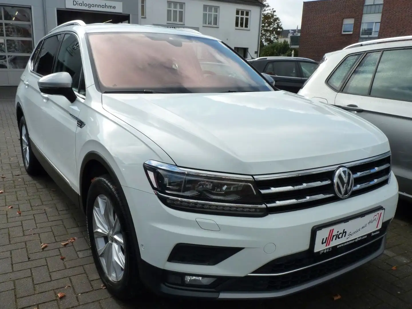 Volkswagen Tiguan Allspace Highline 4Motion Weiß - 1