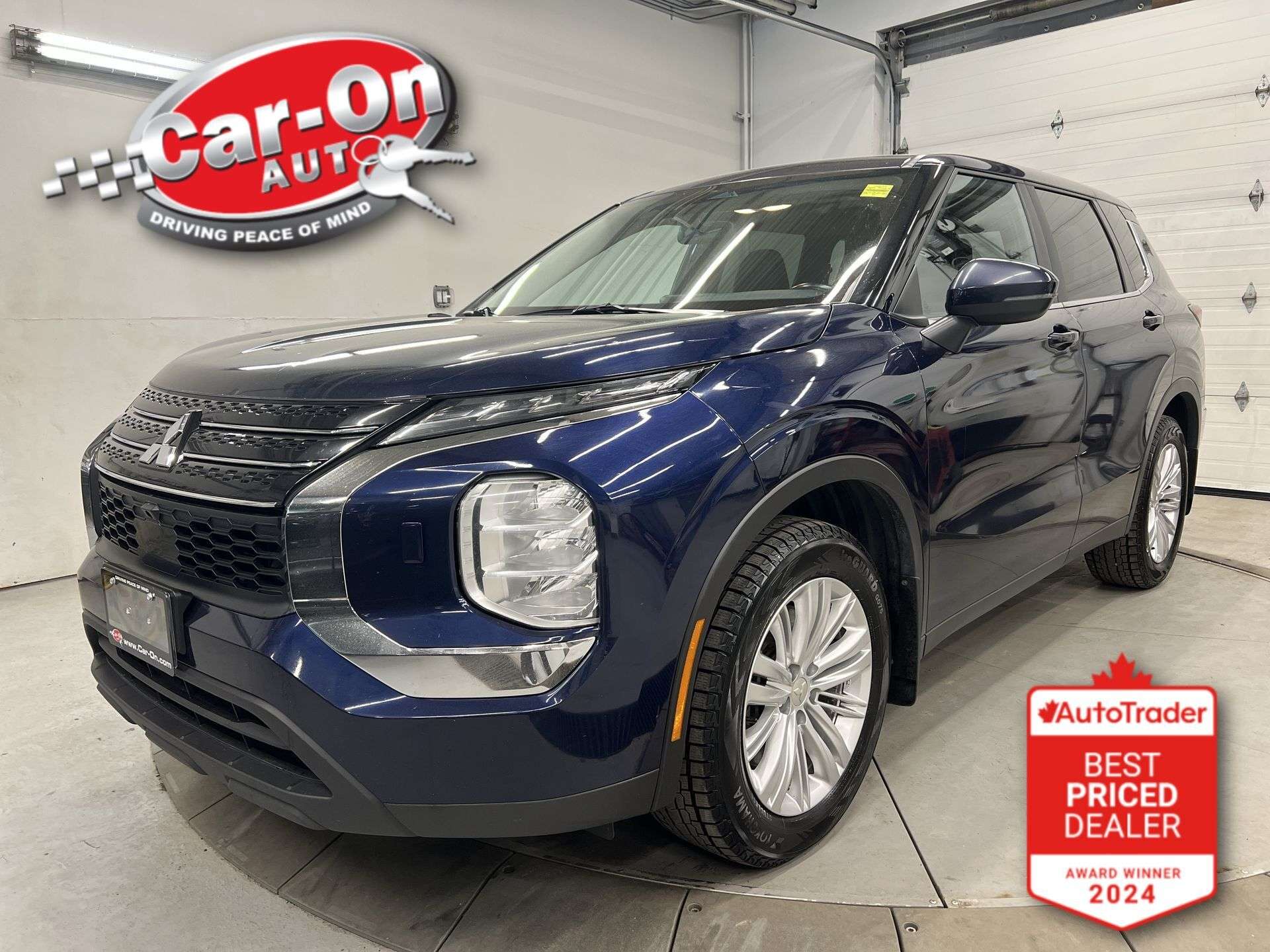 Blue 2024 Mitsubishi Outlander ES S-AWC SUV / Crossover All-Wheel Drive Automatic