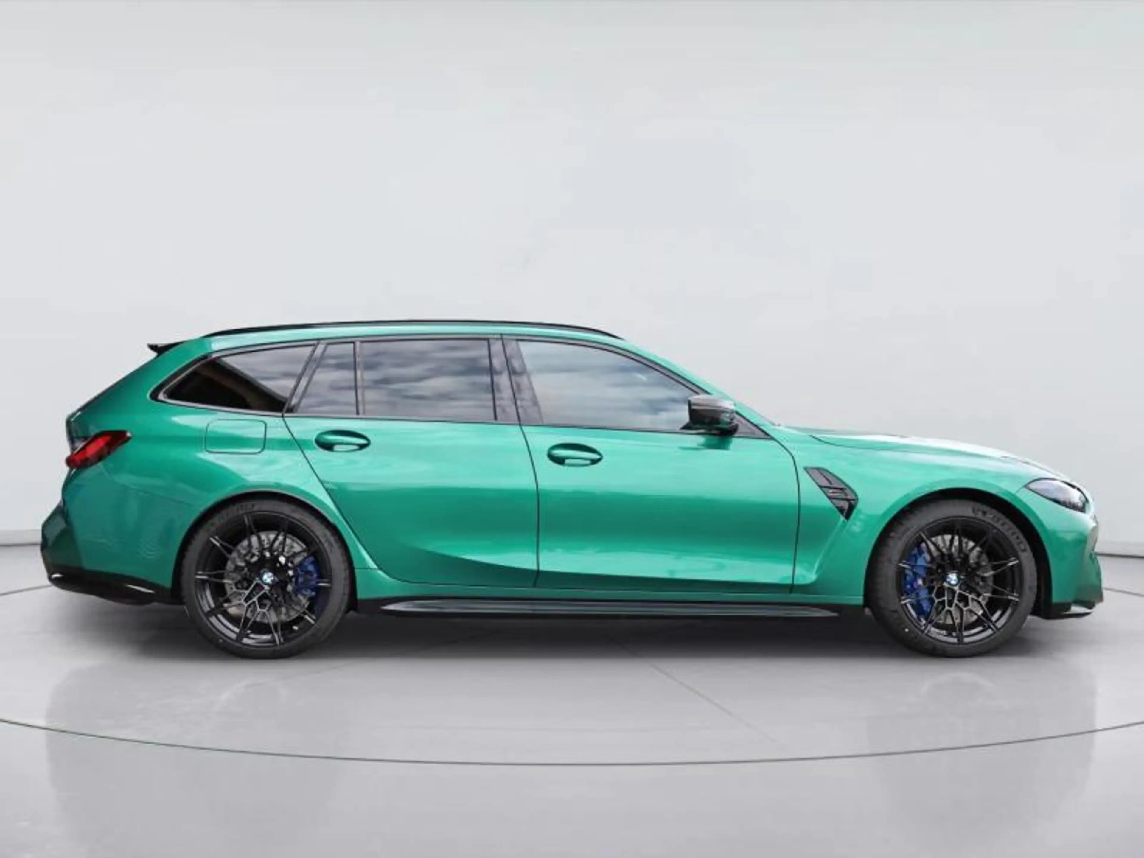BMW M3 Competition M xDrive Touring — photo 3