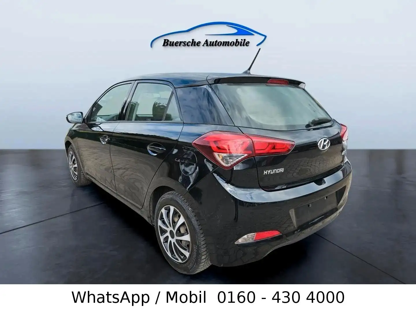 Hyundai i20 Go Schwarz - 1